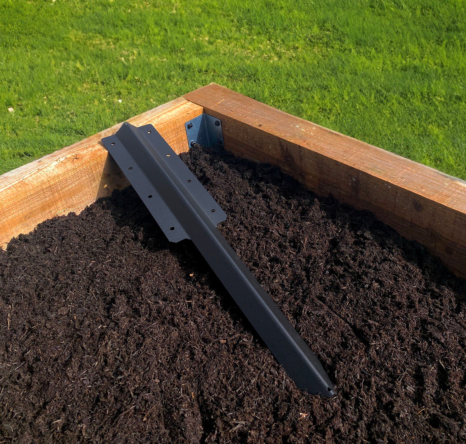 2-Tier Straight Railway Sleeper Bracket with Stake - Image 17
