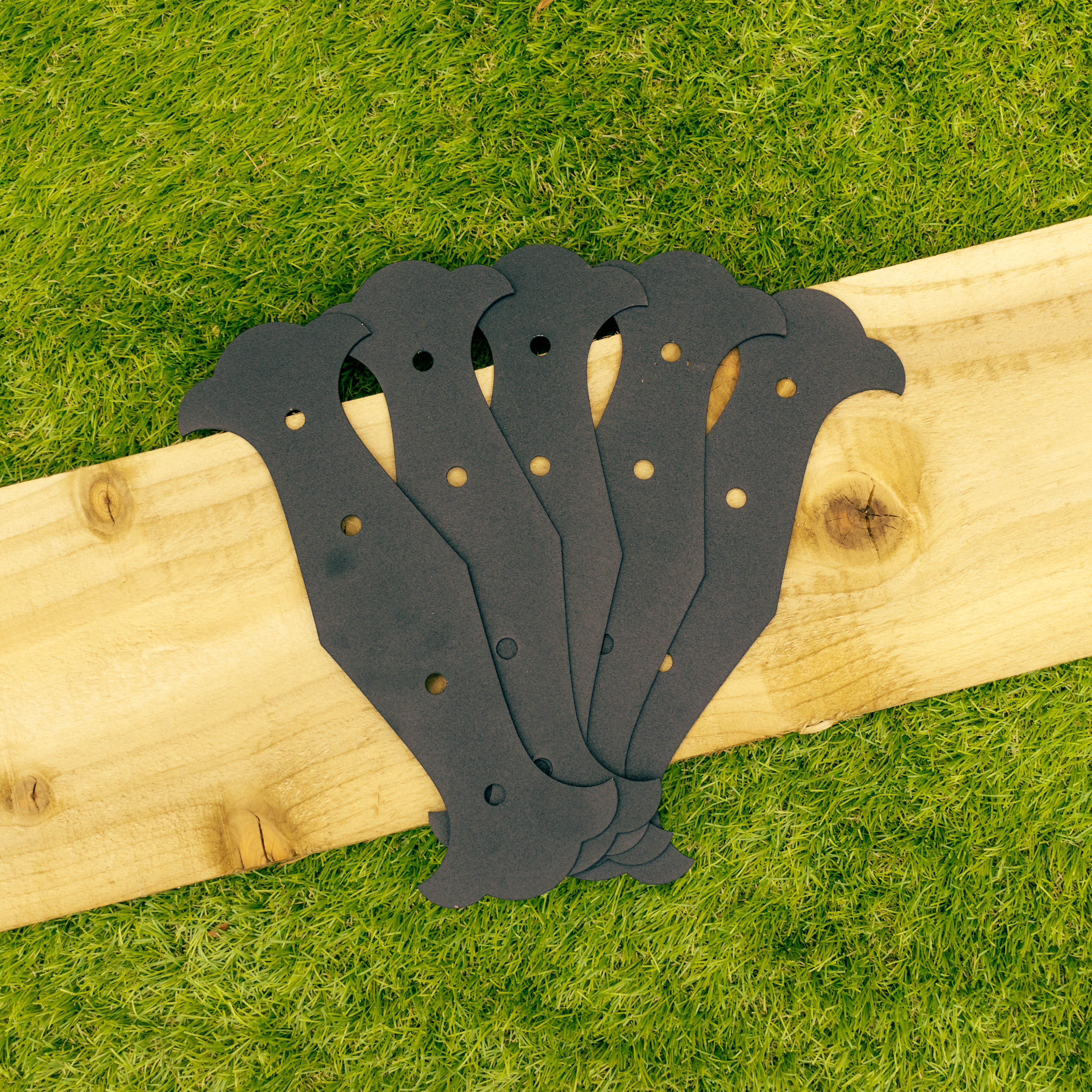 Fancy Straight Railway Sleeper Brackets (Pack of 5 Brackets) - Image 7