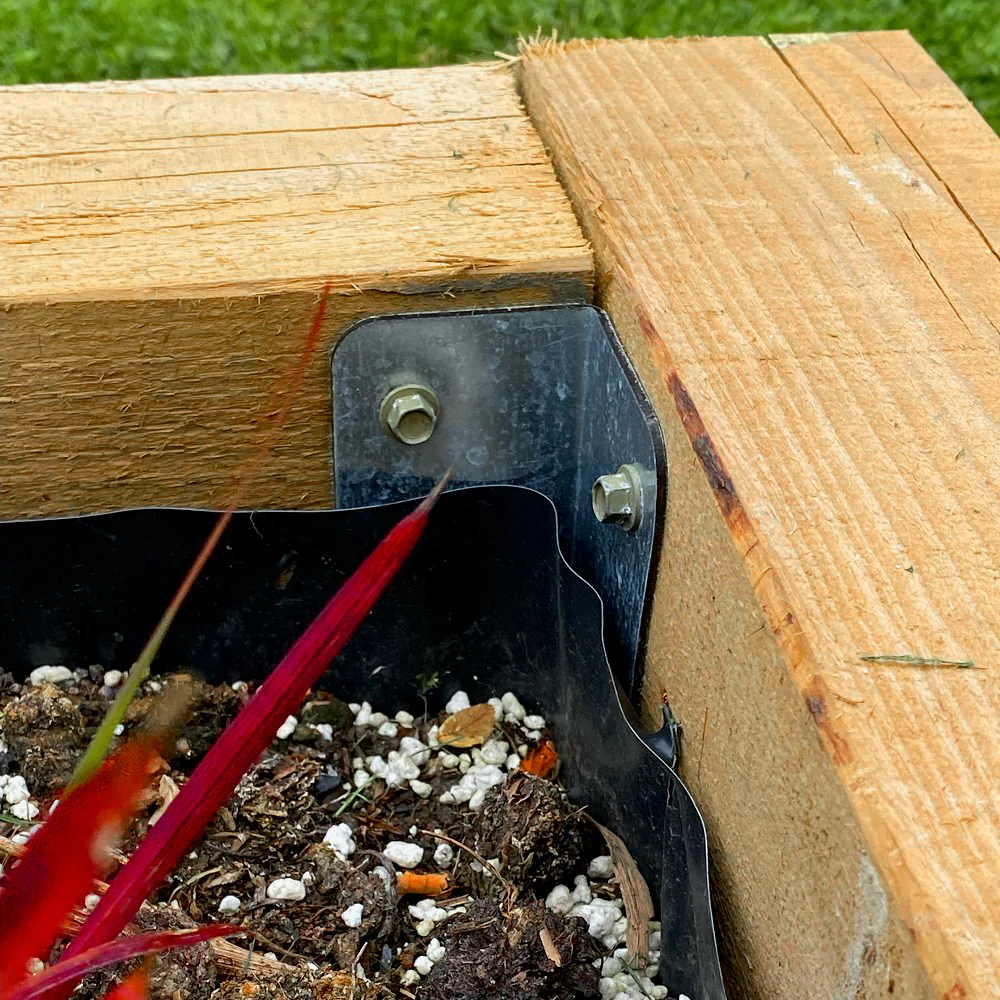 2-Tier Internal & External Corner Railway Sleeper Bracket - Image 3