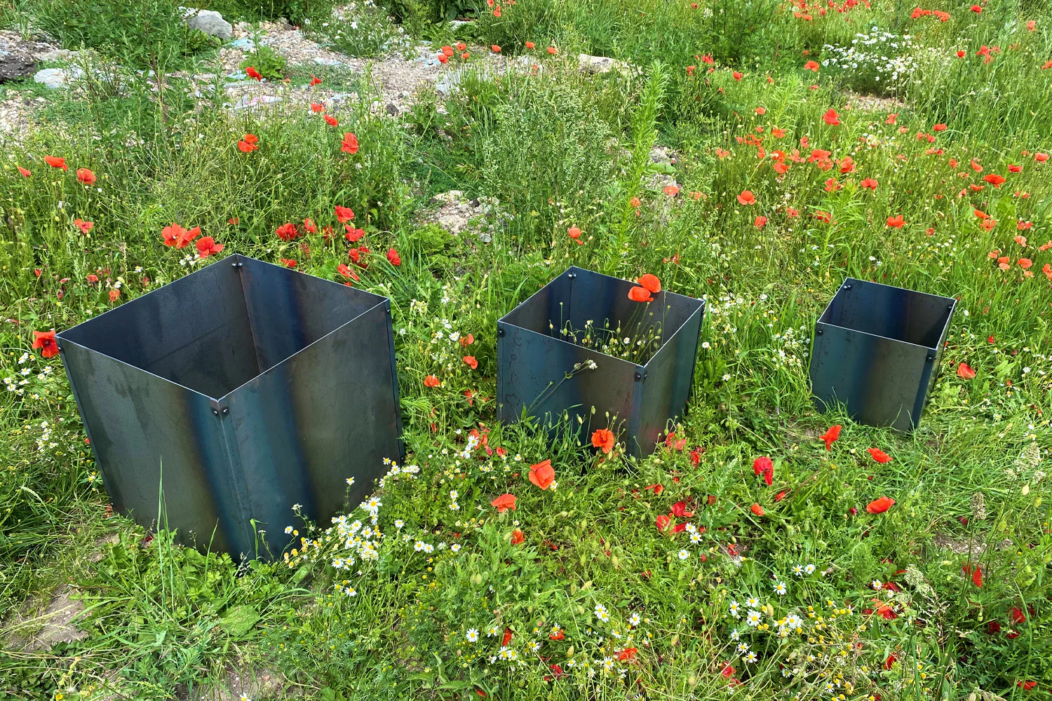 Cubic Flat-Pack Rustic Steel Planter - Image 13