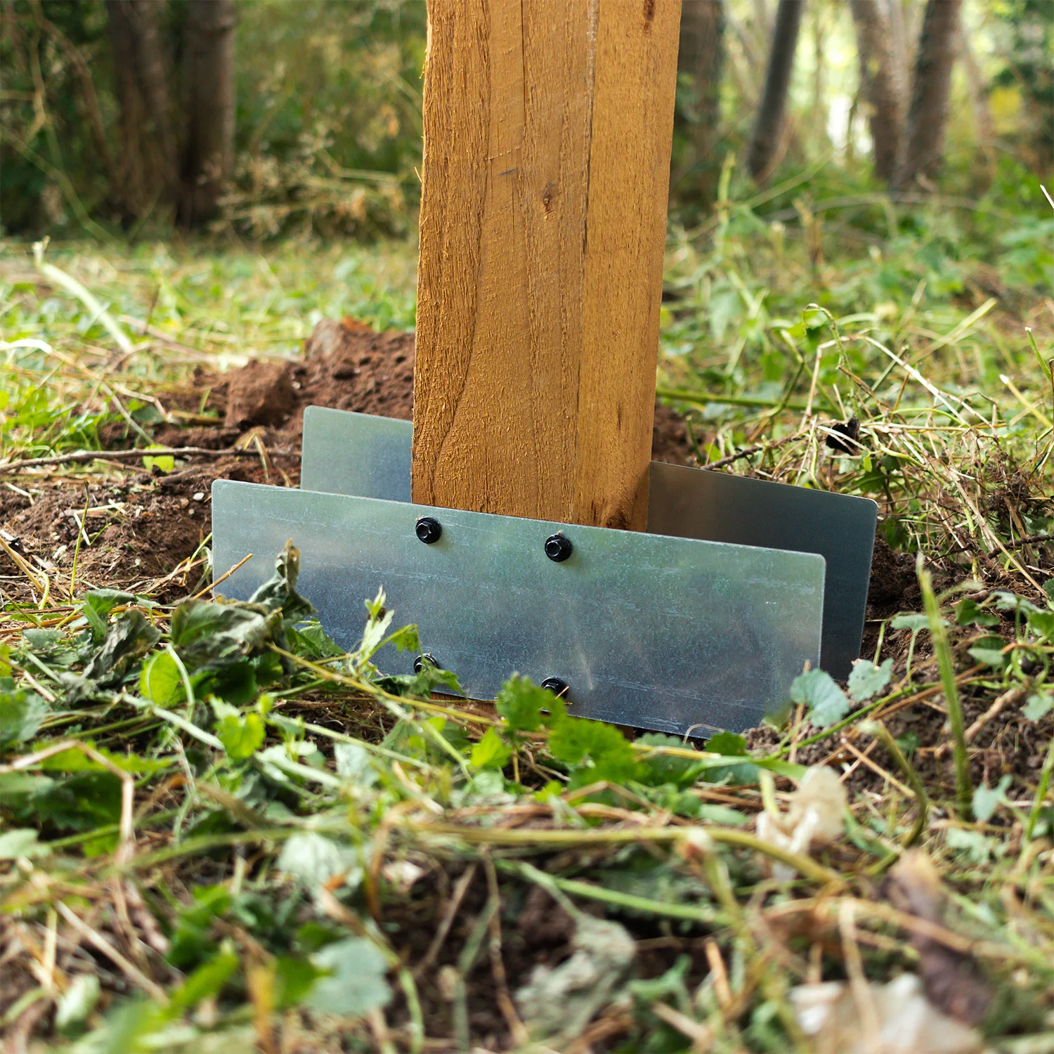 FenceEasy™ EcoFence Fence Post Anchor Brackets (Set of 2 Brackets) - Image 5