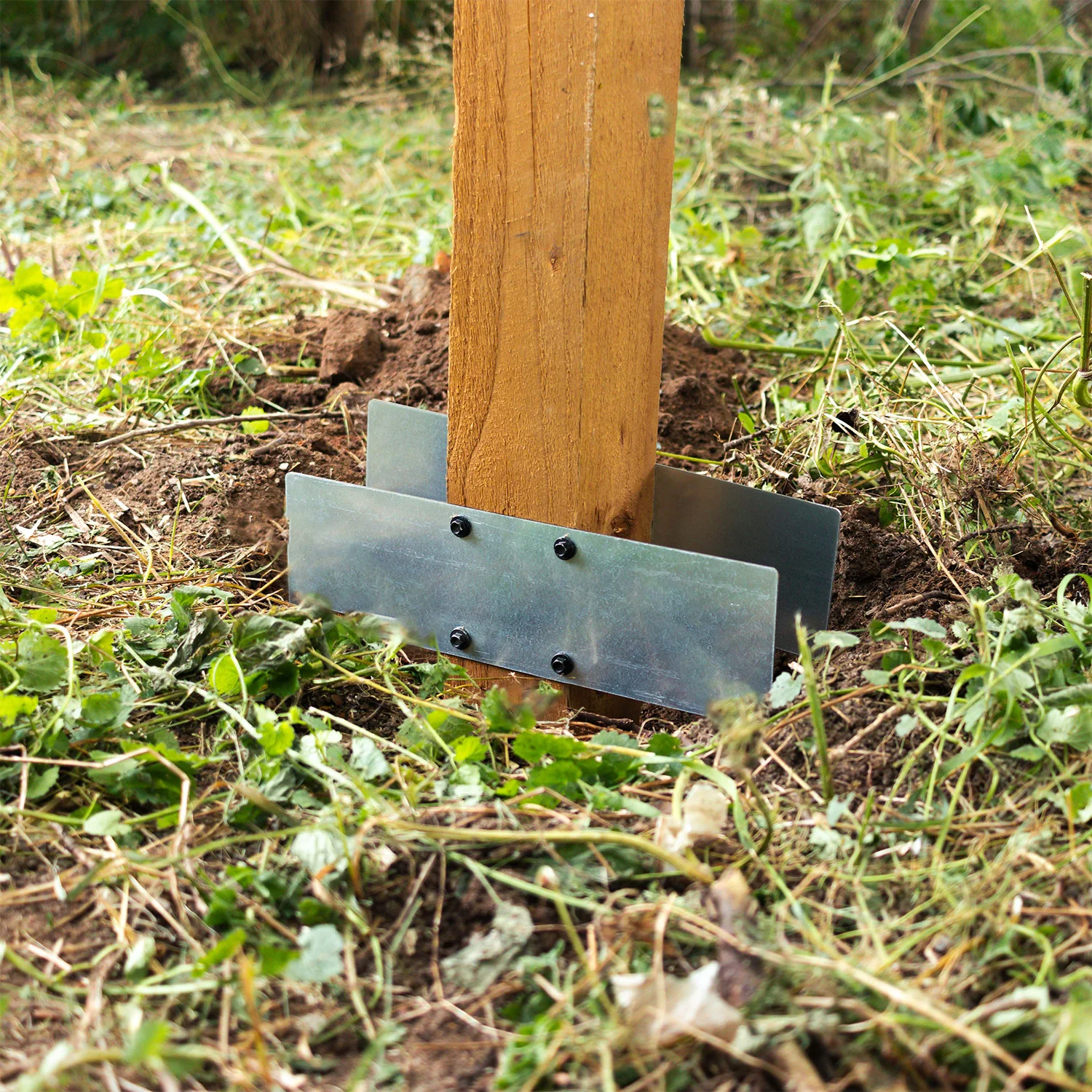 FenceEasy™ EcoFence Fence Post Anchor Brackets (Set of 2 Brackets) - Image 6