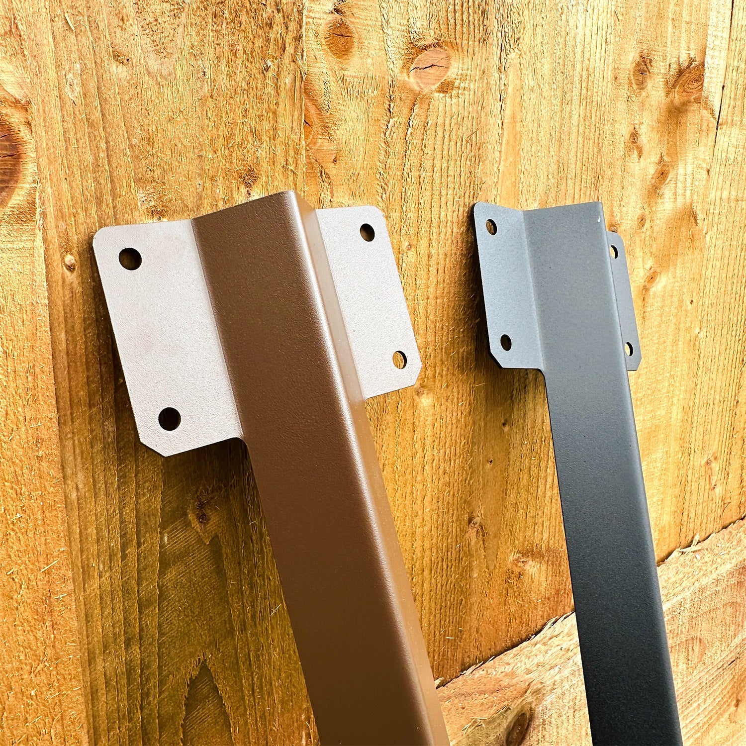 Extra-Long Straight Railway Sleeper Bracket with Stake - Image 8