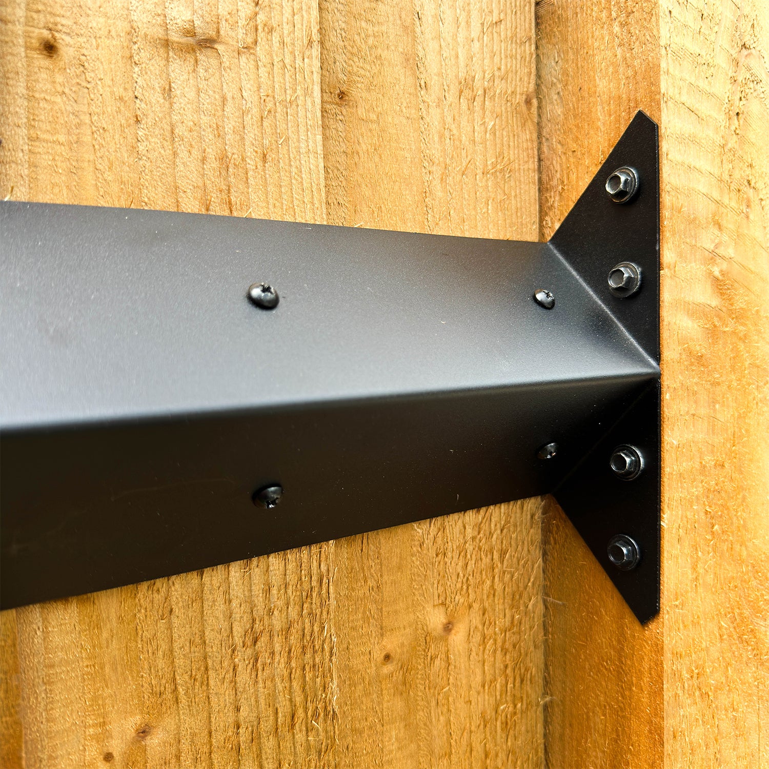 FenceEasy™ Arris Rail Fence Bracket for 75mm x 75mm Arris Rails - Image 10