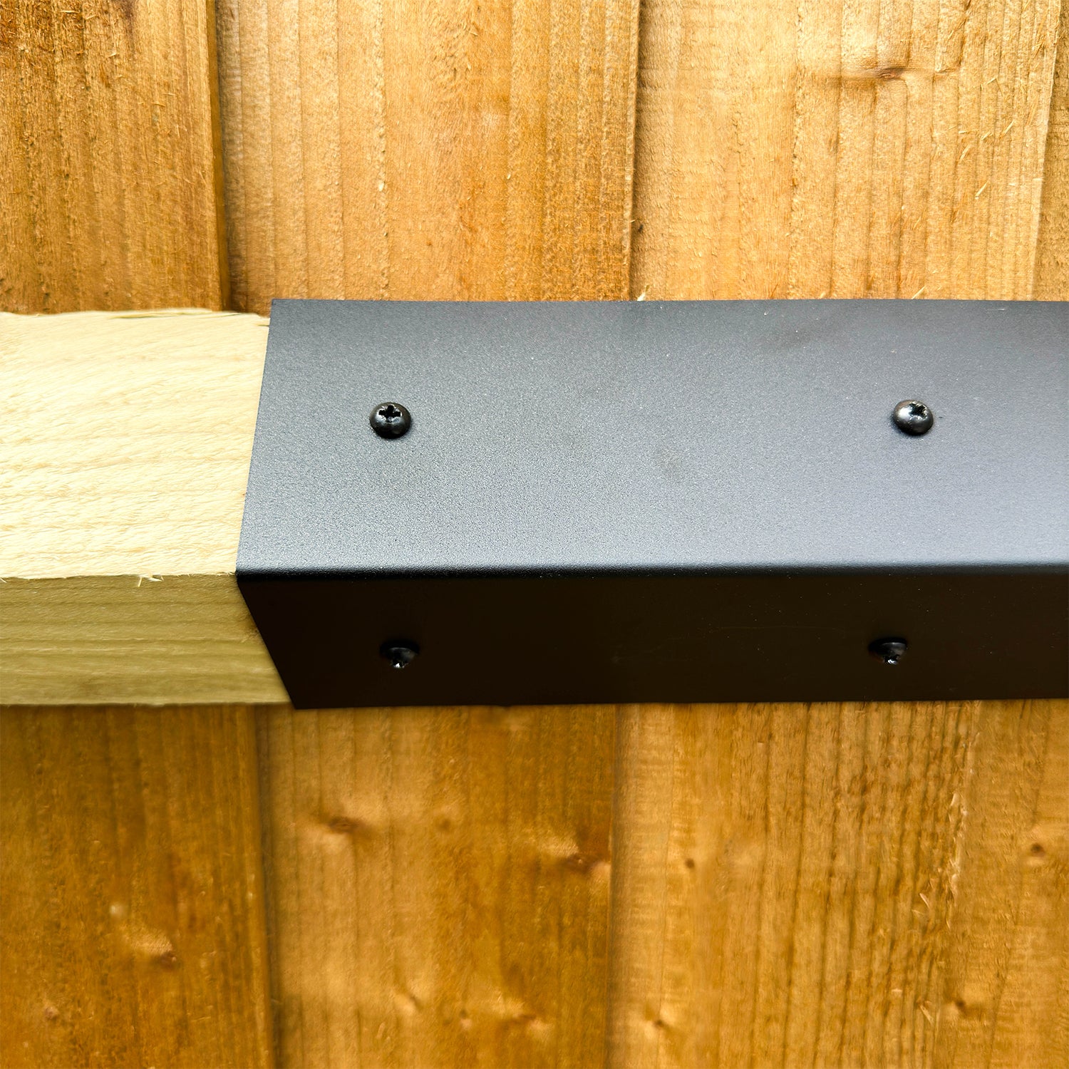 FenceEasy™ Arris Rail Fence Bracket for 75mm x 75mm Arris Rails - Image 11