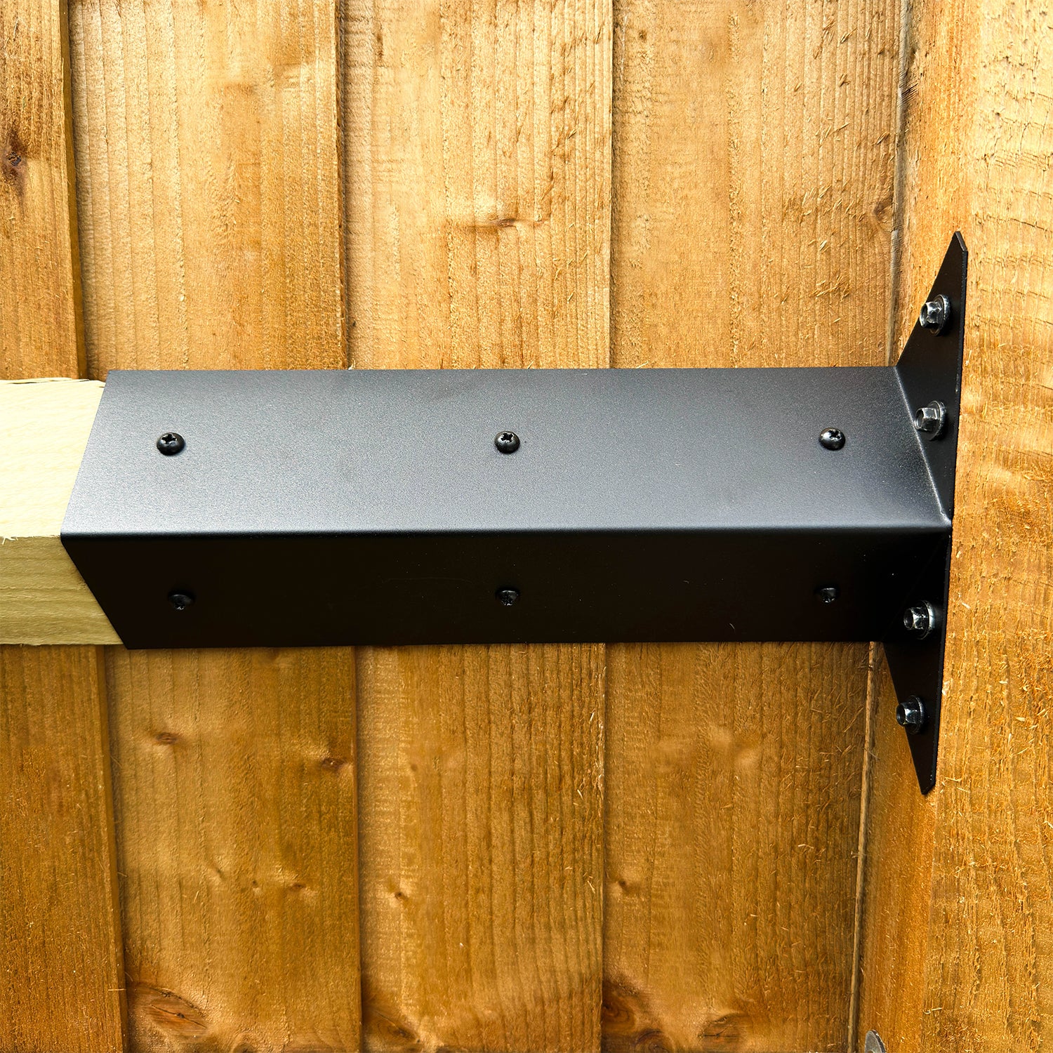 FenceEasy™ Arris Rail Fence Bracket for 75mm x 75mm Arris Rails - Image 12