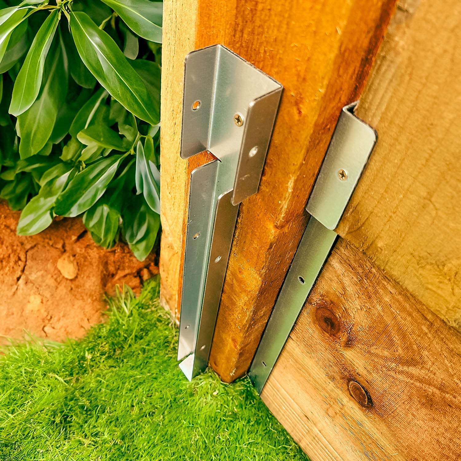 FenceEasy™ Double-Height Gravel Board & Fence Panel Clip Combo Brackets - Image 5