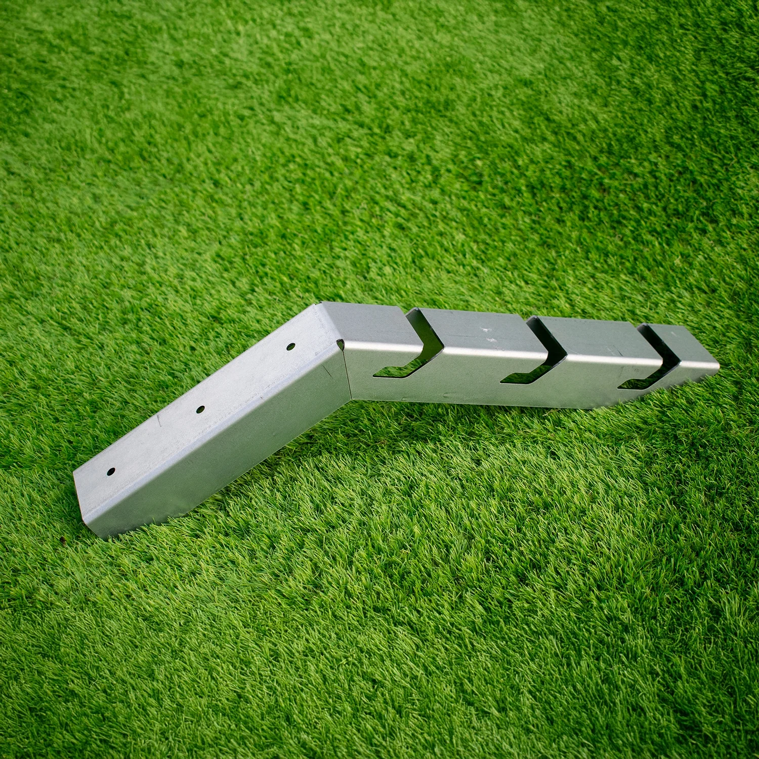 FenceEasy™ Heavy-Duty Barbed Wire Installation Brackets - Image 10