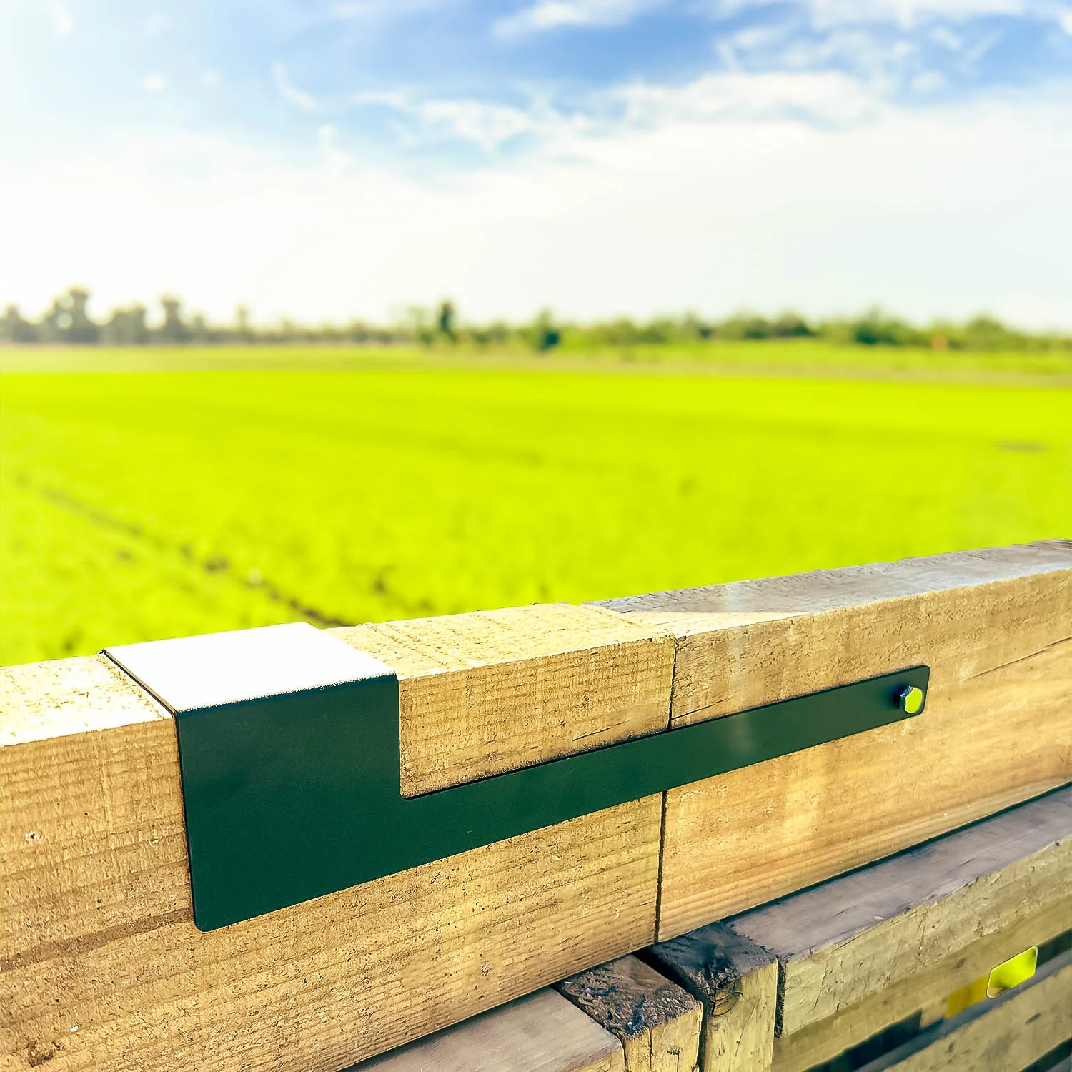 FenceEasy™ 3" Throw-Over Gate Loop Bracket - Image 4