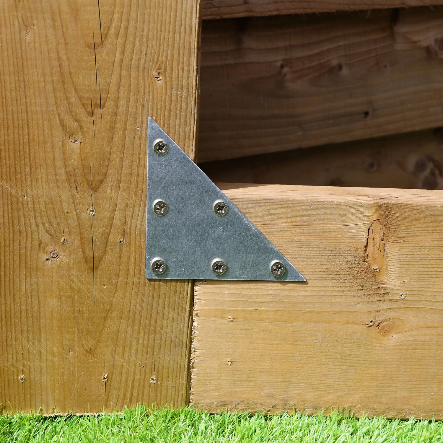 Flat Triangle Steel Corner Fixing Plate Bracket (2 Sizes Available) - Image 13