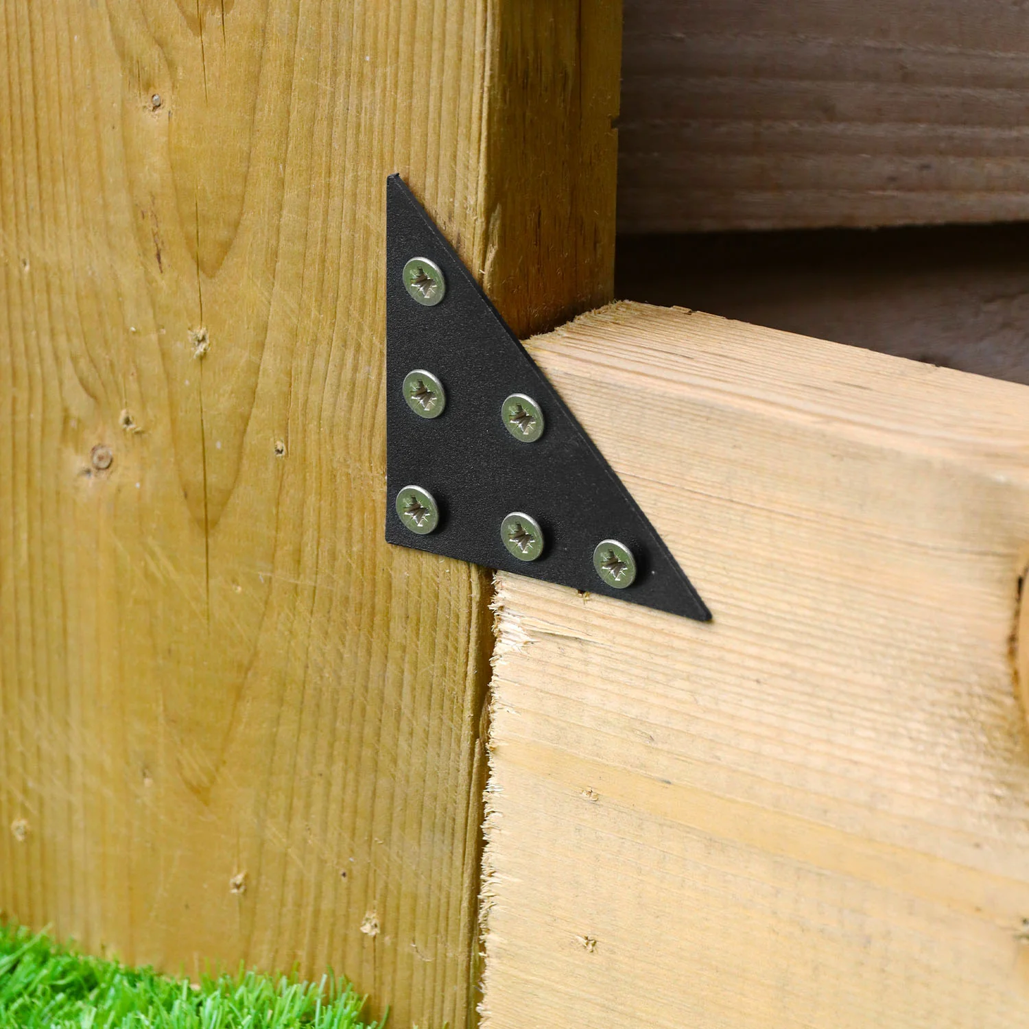 Flat Triangle Steel Corner Fixing Plate Bracket (2 Sizes Available) - Image 8