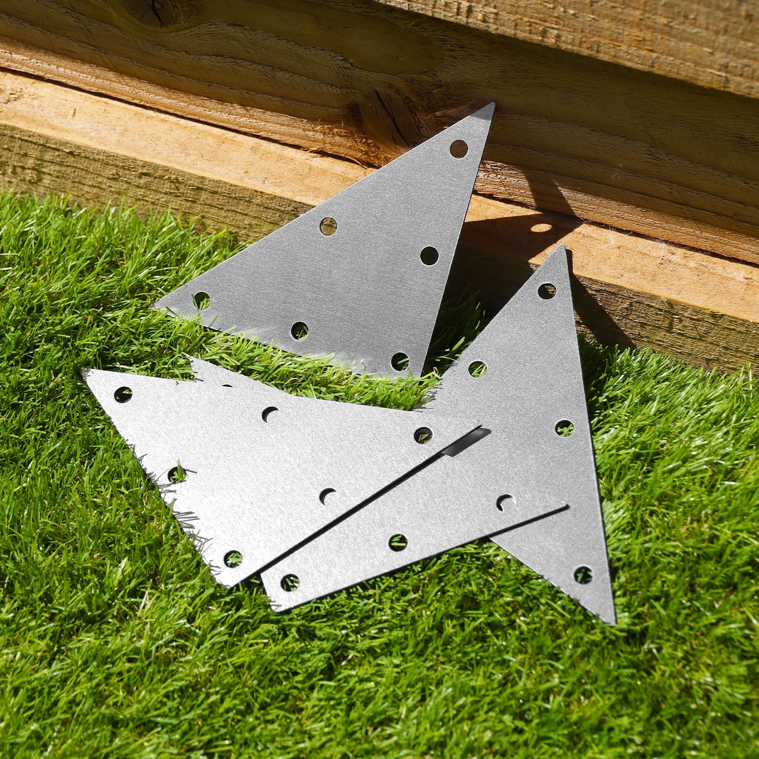 Flat Triangle Steel Corner Fixing Plate Bracket (2 Sizes Available) - Image 9