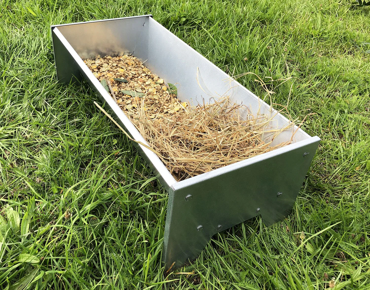 Free-Standing Galvanised Steel Animal Feeding Trough - Suitable for Goats, Sheep, Pigs - Image 6