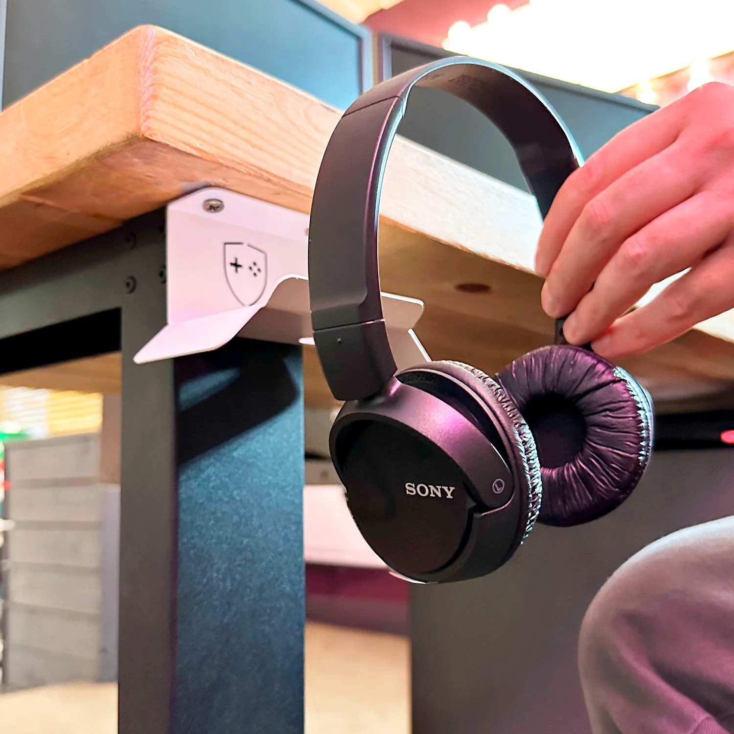 GameShieldz™ Under-Desk Mount Headset & Headphone Hanger Holder - Image 4