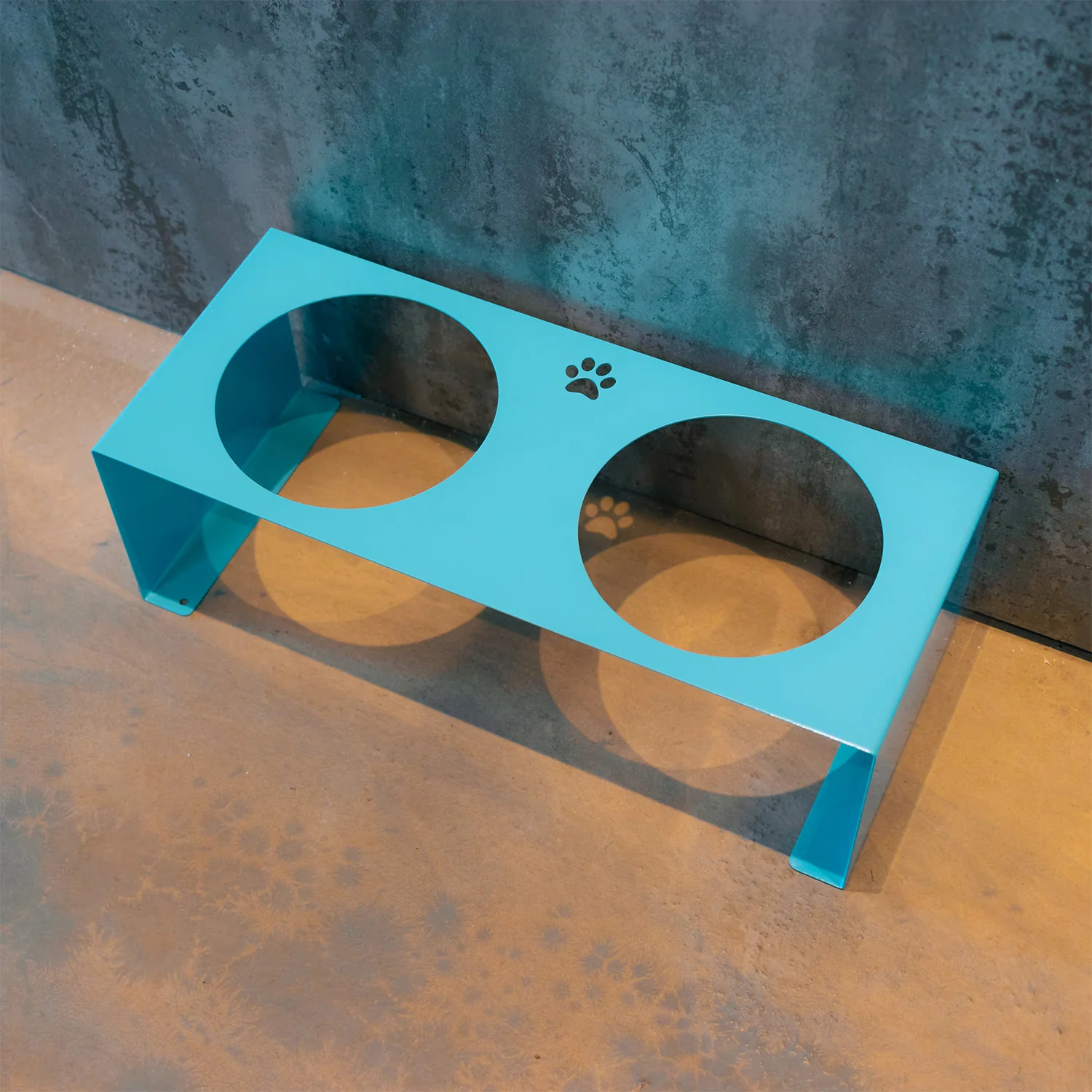 Jake's Farm Yard Double Bowl Elevated Riser & Pet Food Stand - Image 10