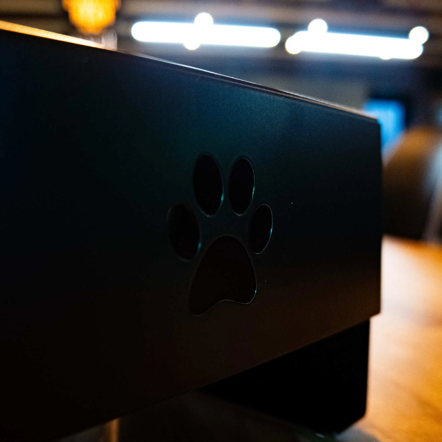 Jake's Farm Yard Single Bowl Elevated Riser & Pet Food Stand - Image 12