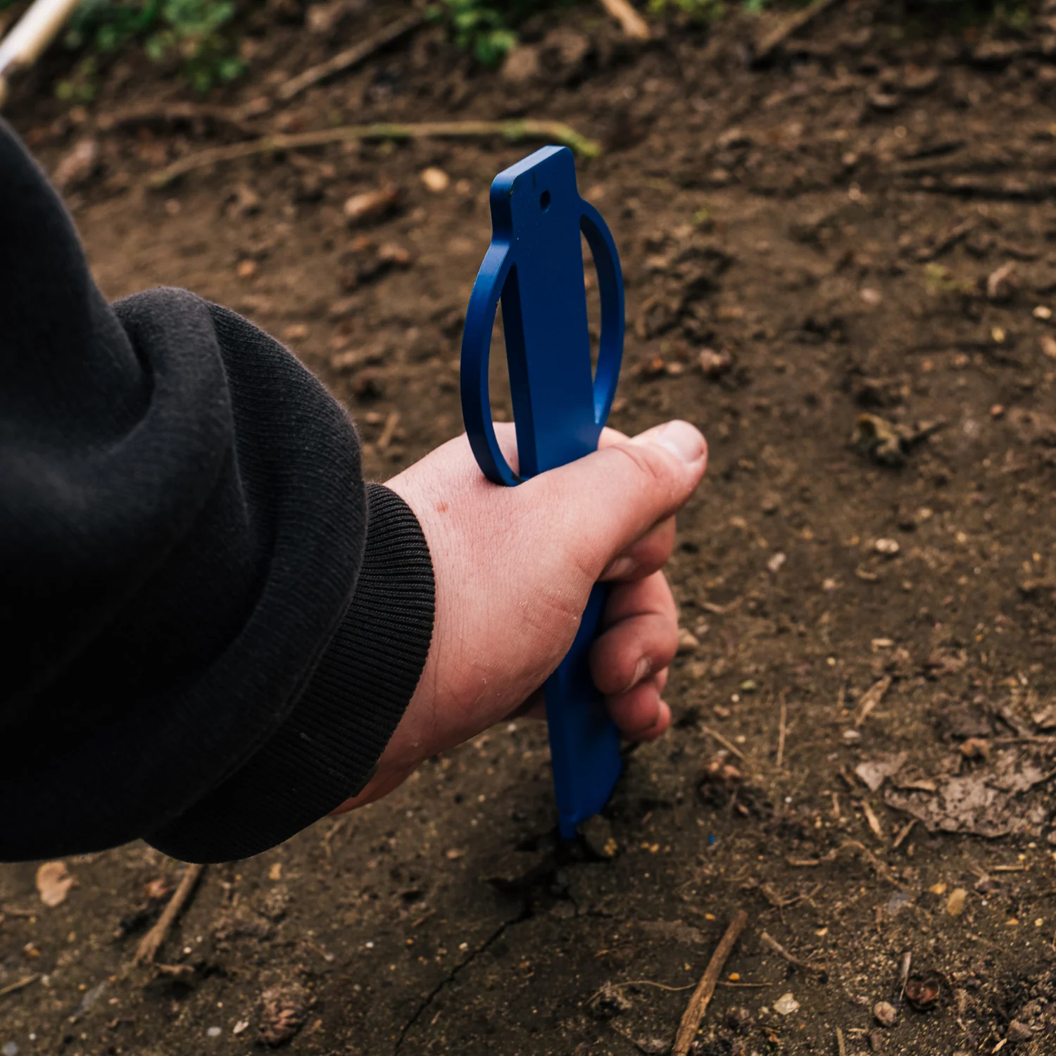 Jake's Farm Yard Slimline Outdoor Heavy-Duty Drive-In Tie-Out Stake for Dogs - Image 12