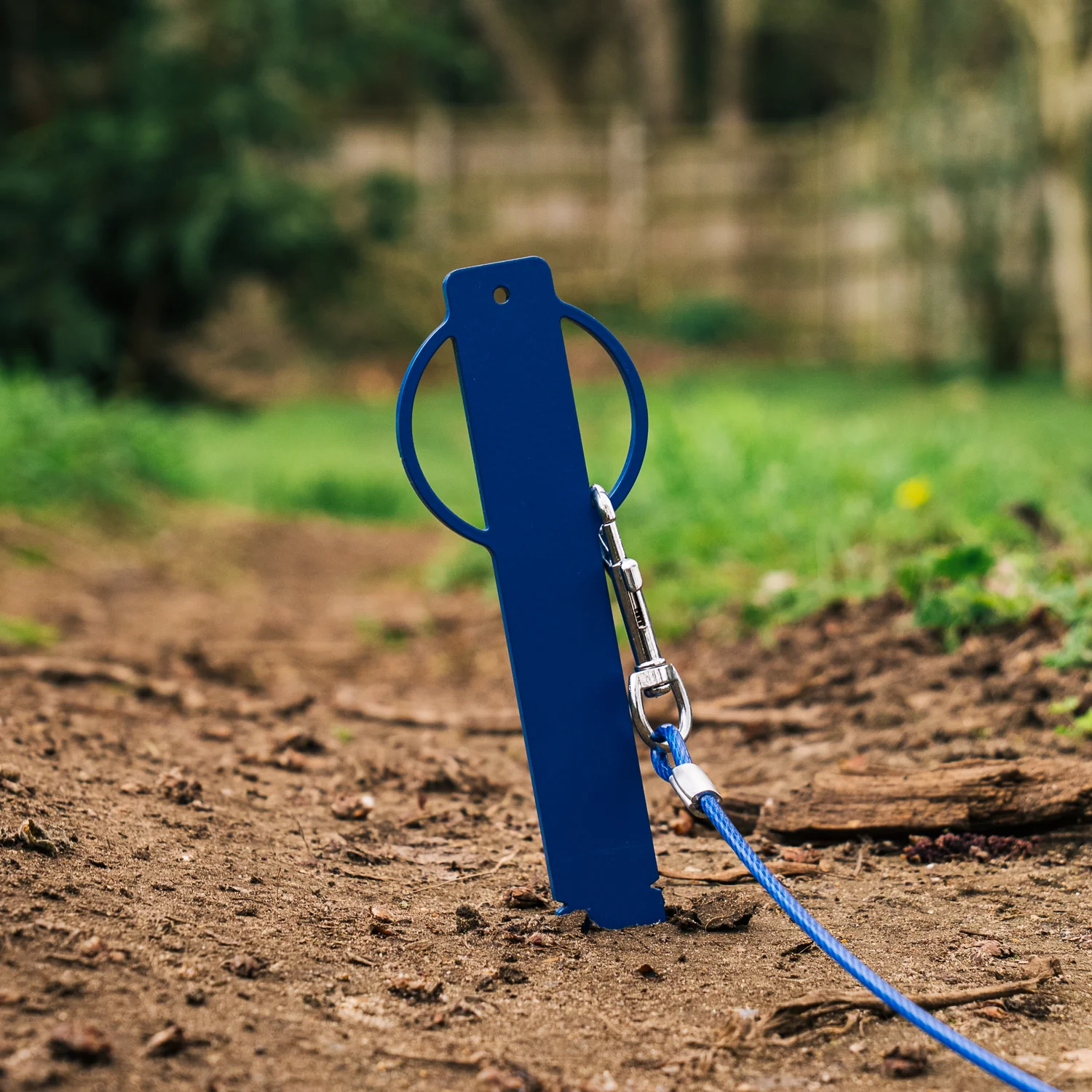 Jake's Farm Yard Slimline Outdoor Heavy-Duty Drive-In Tie-Out Stake for Dogs - Image 9