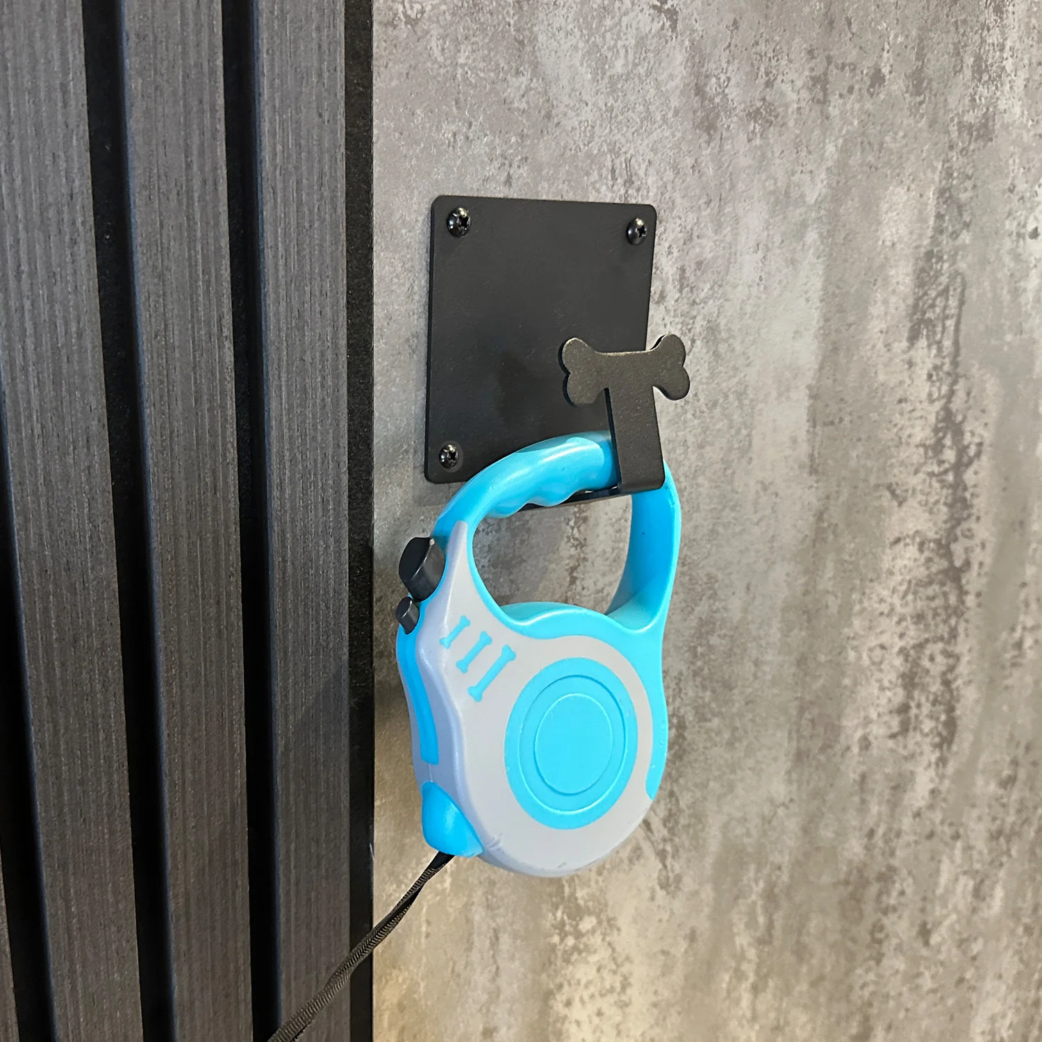 Jake's Farm Yard Super-Strong Wall Mounted Dog Lead Quick Hitch Tether - Image 11