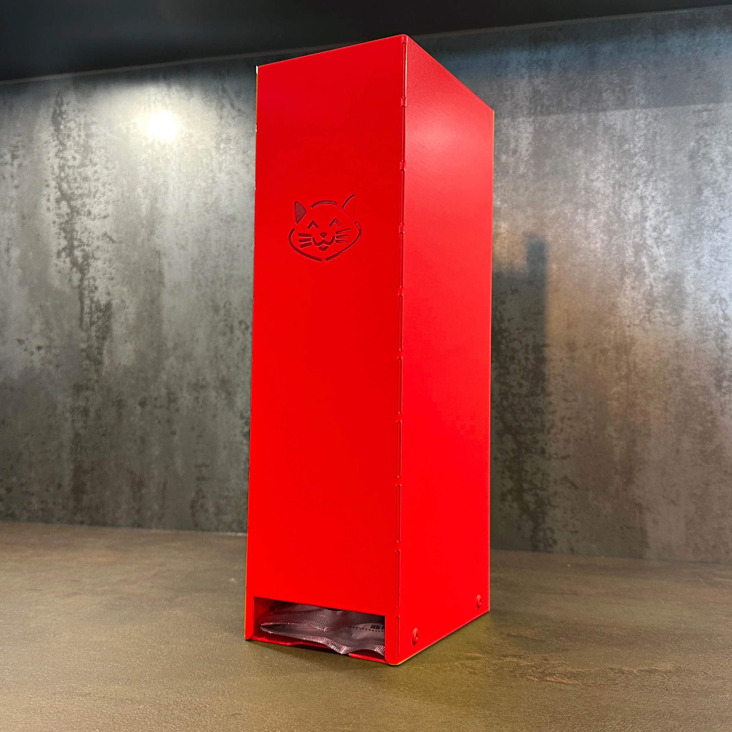 Jake's Farm Yard Wall Mount Cat & Pet Food Pouch Dispenser - Image 17