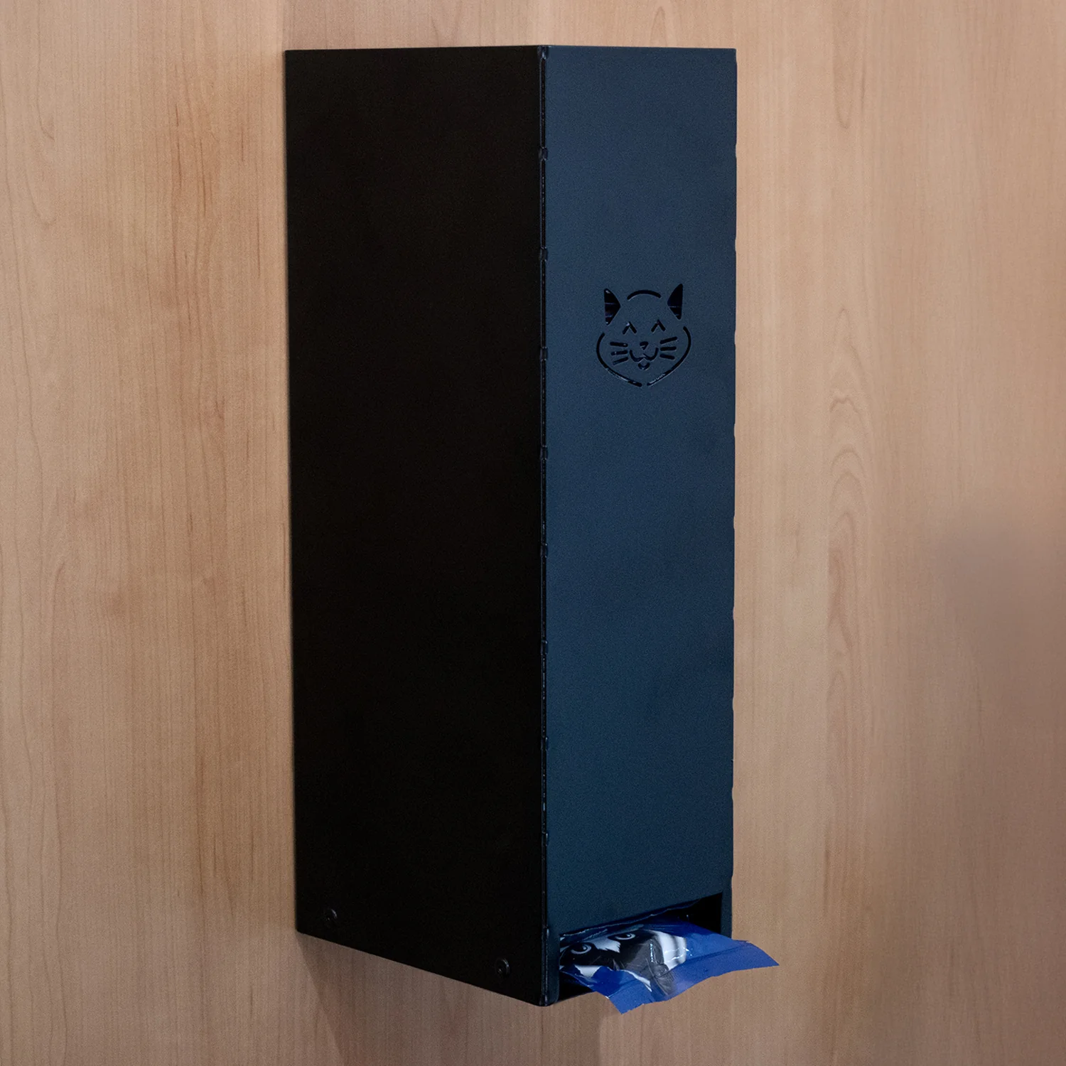 Jake's Farm Yard Wall Mount Cat & Pet Food Pouch Dispenser - Image 7