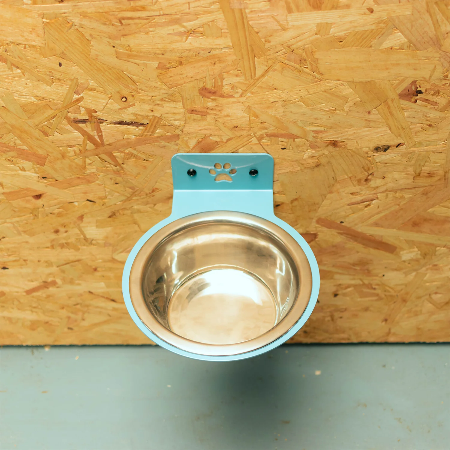 Jake's Farm Yard Wall Mount Pet Bowl Holder - Image 9