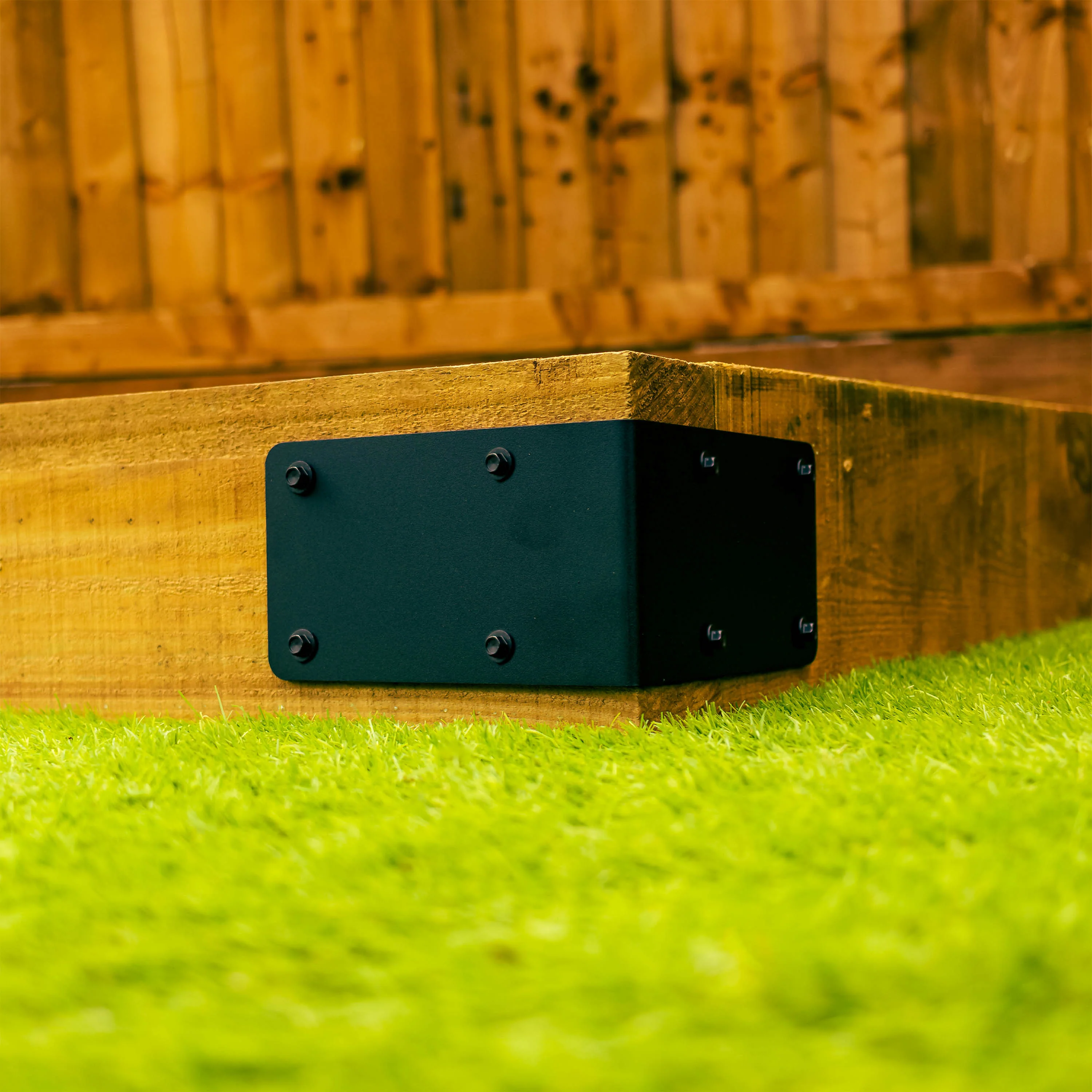 Jumbo 2-Tier Corner Railway Sleeper Bracket (Pack of 4 Brackets) - Image 10