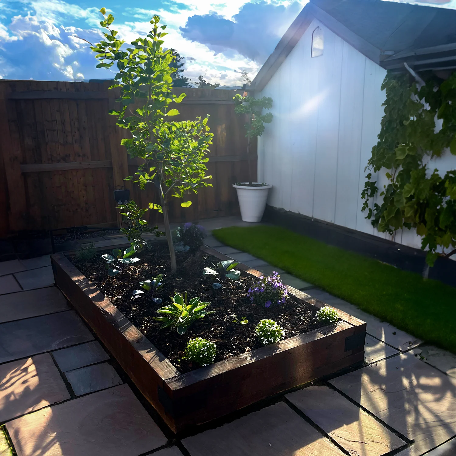 Jumbo 2-Tier Corner Railway Sleeper Bracket (Pack of 4 Brackets) - Image 7