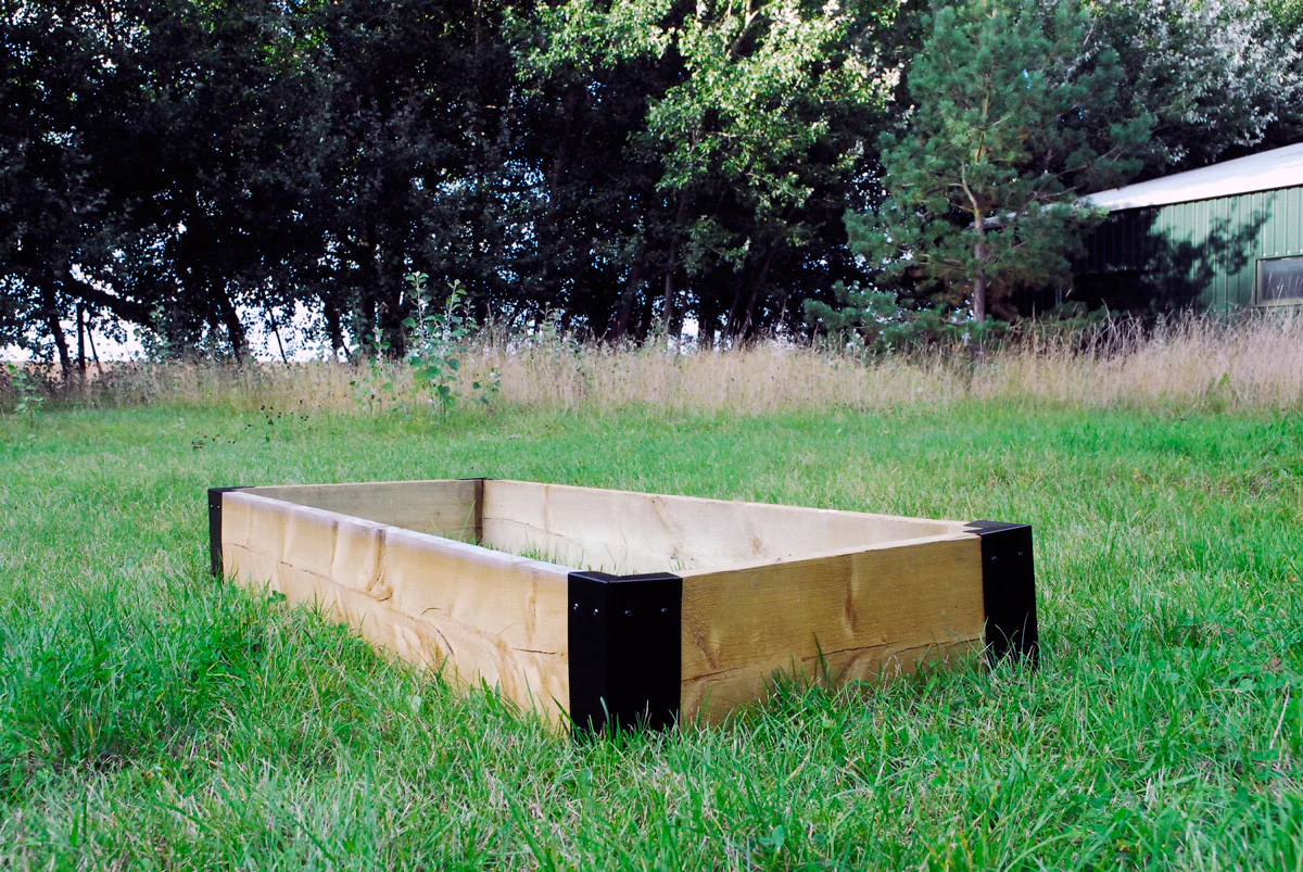 Large External Corner Railway Sleeper Brackets (Pack of 4 Brackets) - Image 13