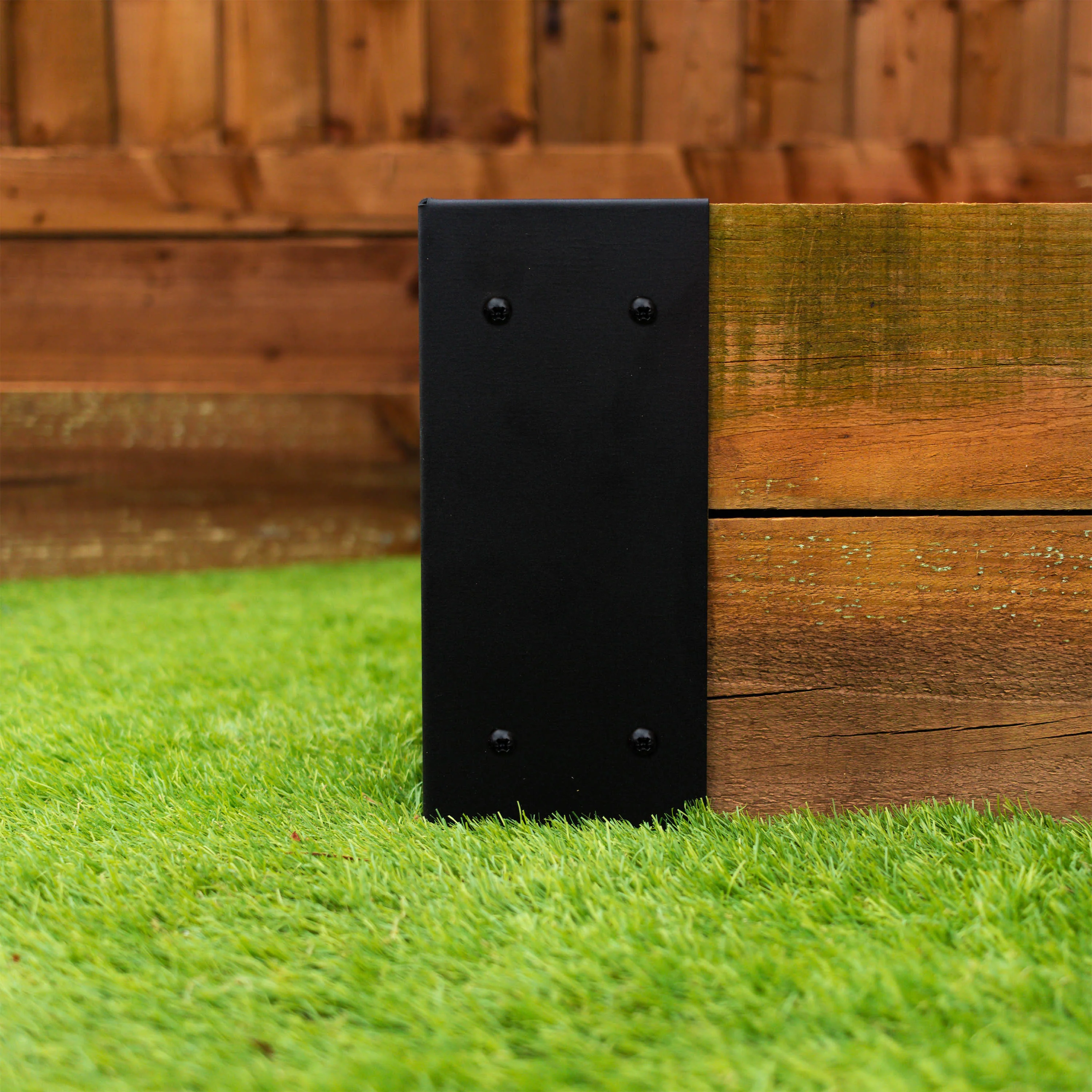 Large External Corner Railway Sleeper Brackets (Pack of 4 Brackets) - Image 3