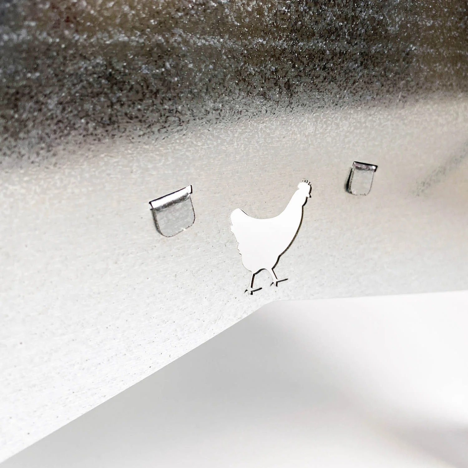 Jake's Farm Yard Large Galvanised Poultry & Chicken Feed Hopper with Roof - Image 14