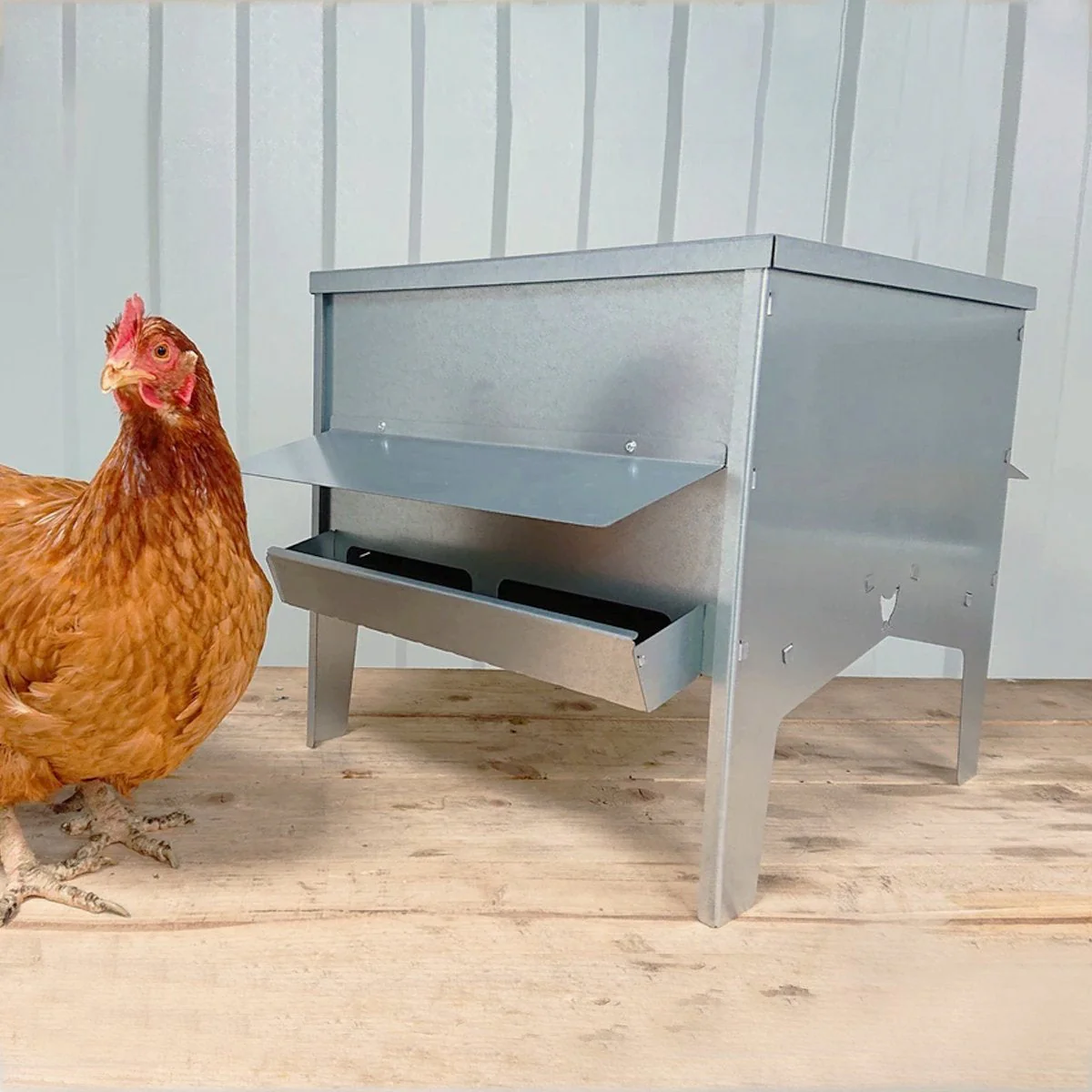 Jake's Farm Yard Large Galvanised Poultry & Chicken Feed Hopper with Roof - Image 5
