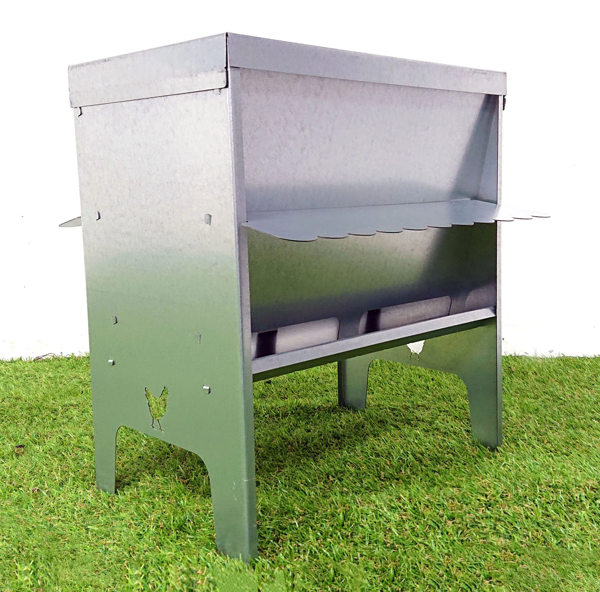 Jake's Farm Yard Medium Chicken & Poultry Galvanised Feed Hopper with Roof - Image 9