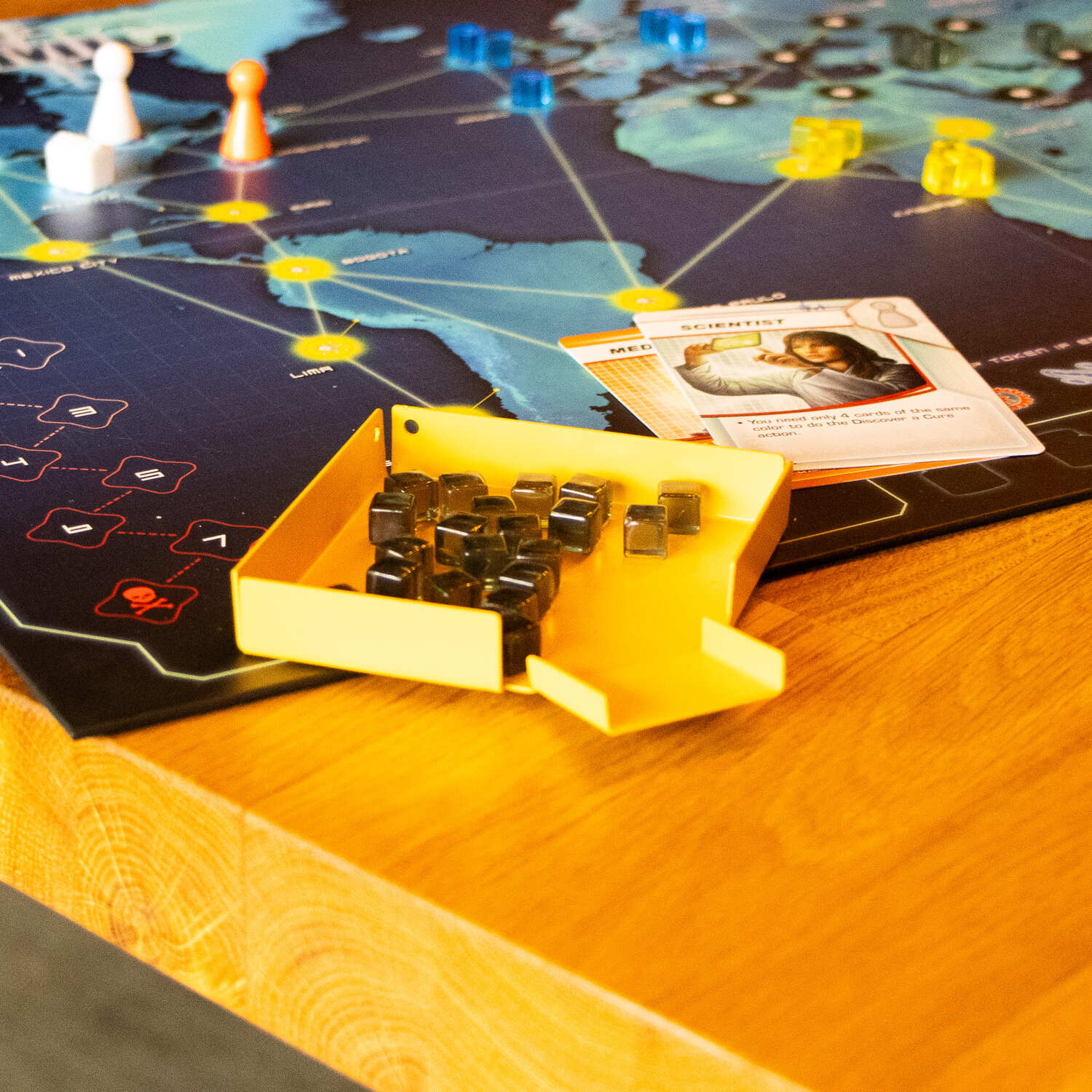 MeepleMounts Board Game Piece Organiser Tray with Scoop - Image 7