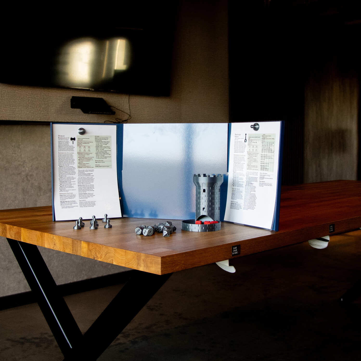 MeepleMounts Tabletop 3-Part Slot-In Magnetic RPG Dungeon Master Screen - Image 10