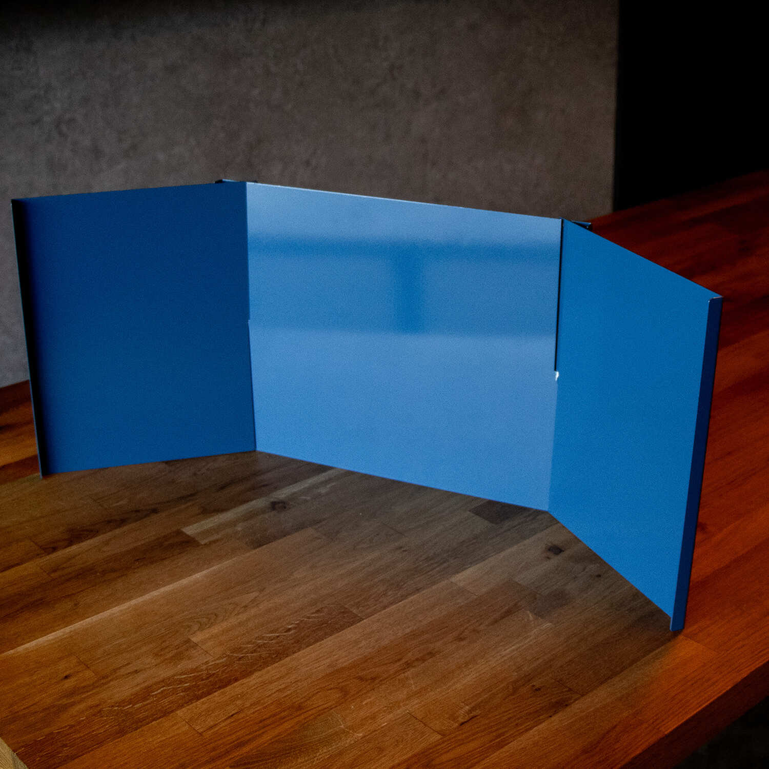 MeepleMounts Tabletop 3-Part Slot-In Magnetic RPG Dungeon Master Screen - Image 14