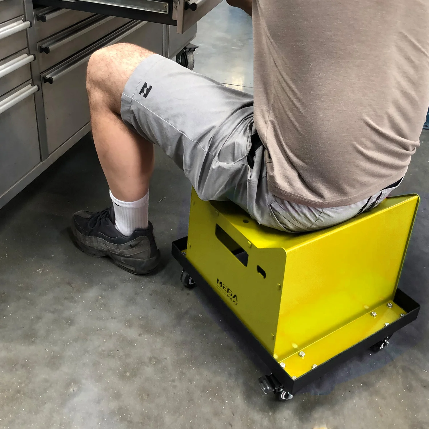 MegaMaxx UK™ Mechanics Creeper Seat - Image 17