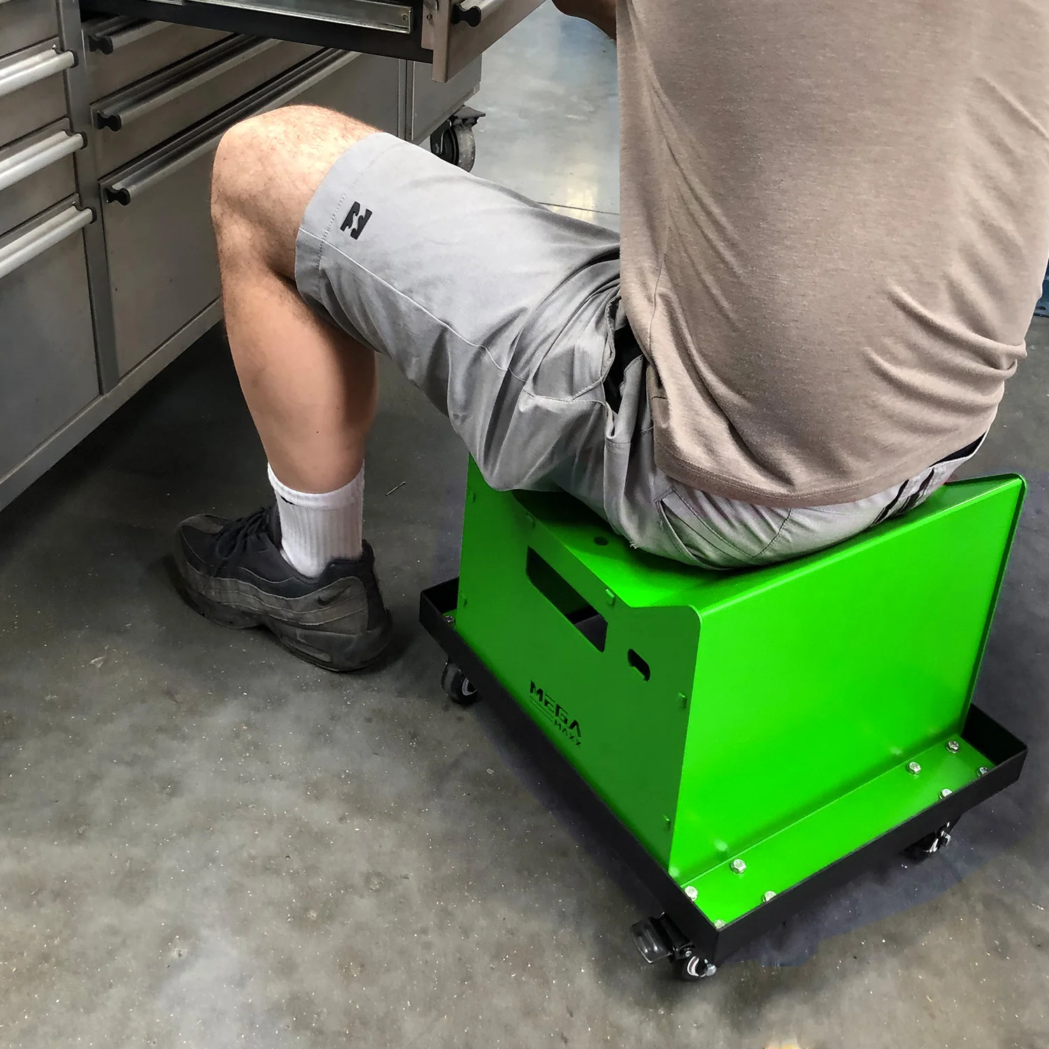 MegaMaxx UK™ Mechanics Creeper Seat - Image 23