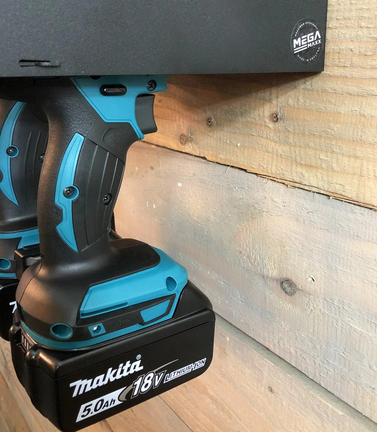 MegaMaxx UK™ Wall Mount Power Tool Storage Unit (4 Tool Capacity) - Makita Aqua Blue Edition - Image 4