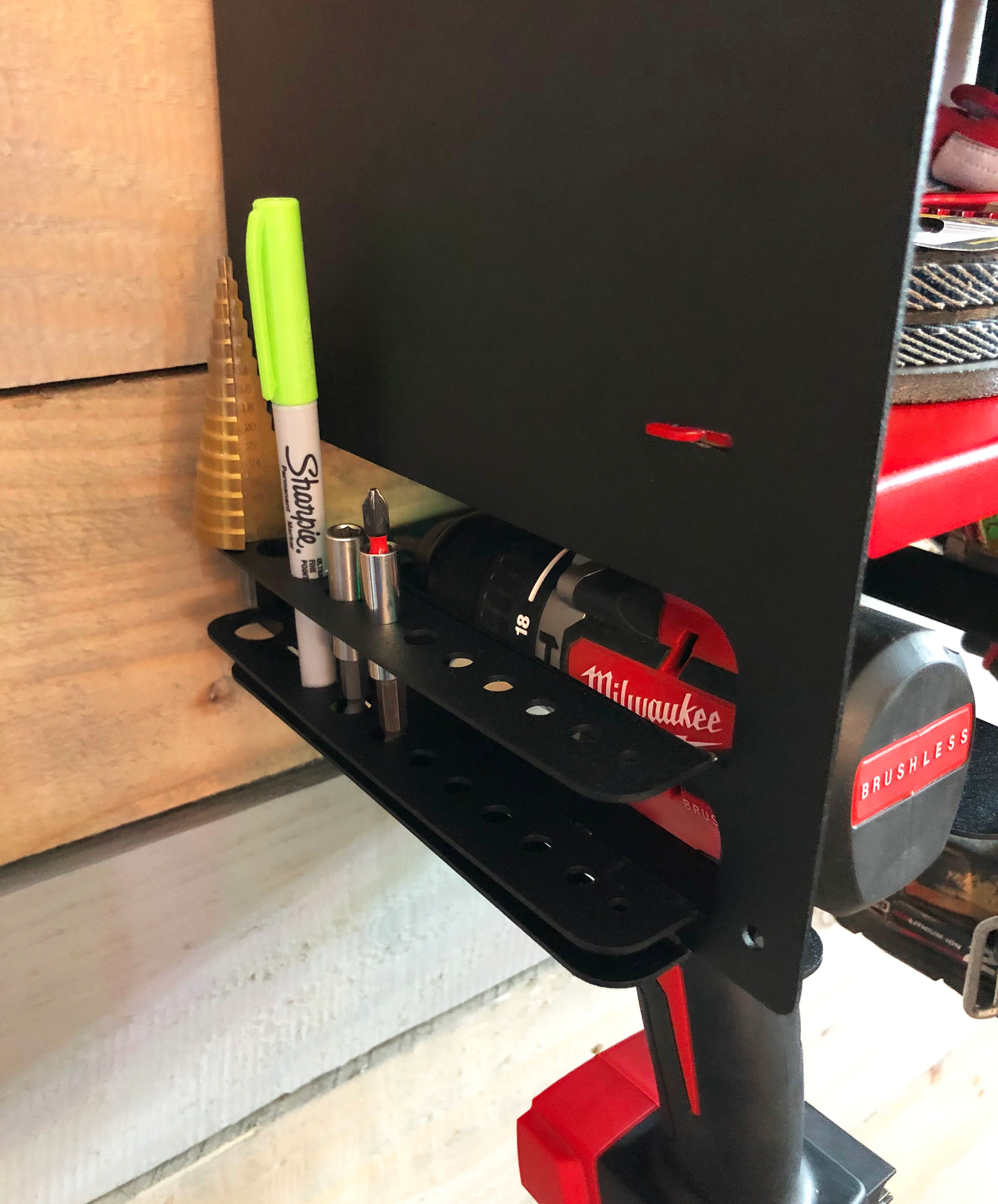 MegaMaxx UK™ Wall Mount Power Tool Storage Shelf (4 Tools, 4 Shelves) - Image 16