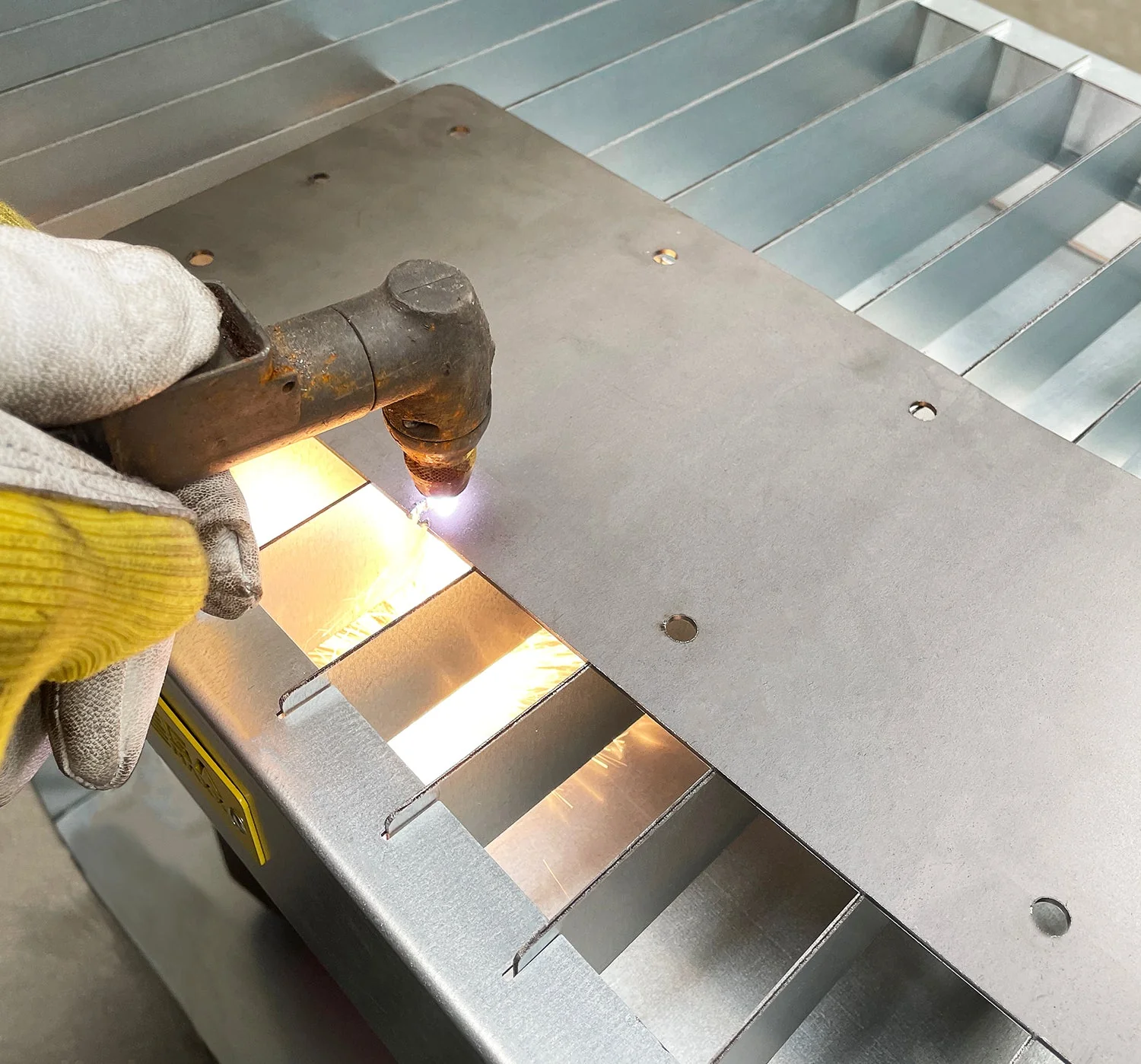 MegaMaxx UK™ Plasma Cutting Table & Workbench - Image 6