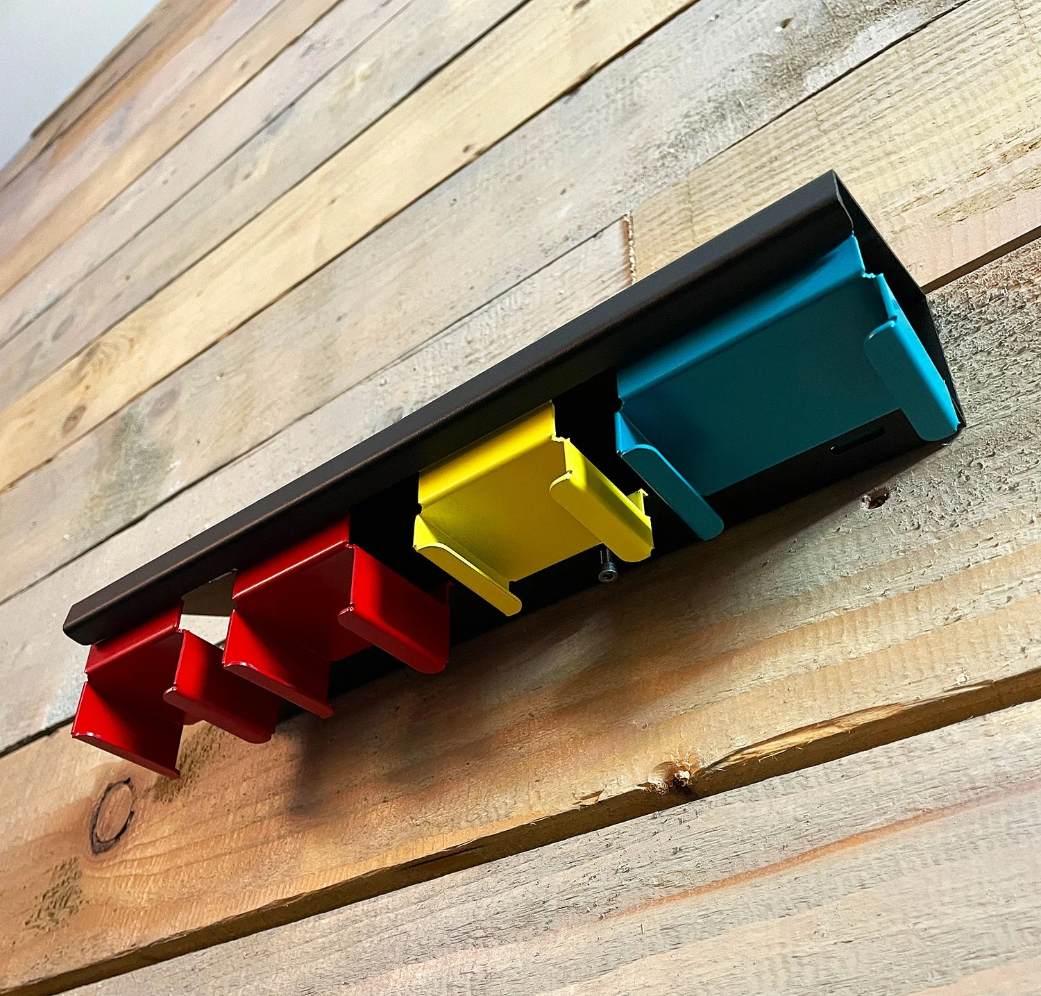 MegaMaxx UK™ Power Tool Battery Storage Rack - Image 9