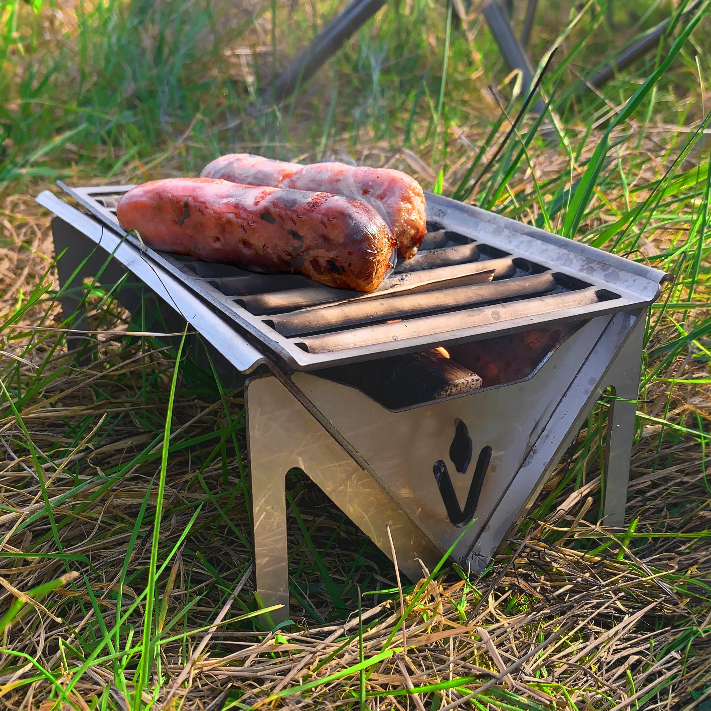 Volcann™ Flatpack Stainless Steel Mini Portable BBQ - Image 4