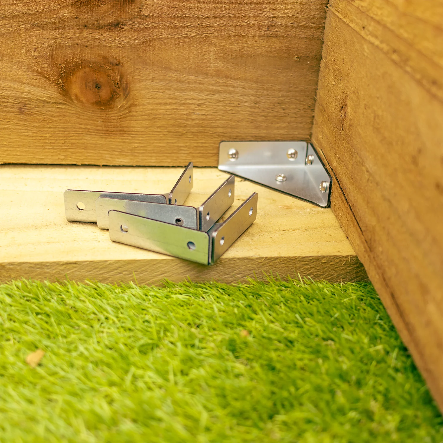 Multi-Purpose 3-Sided Triangular Steel Corner Reinforcement Brace Bracket - Image 7