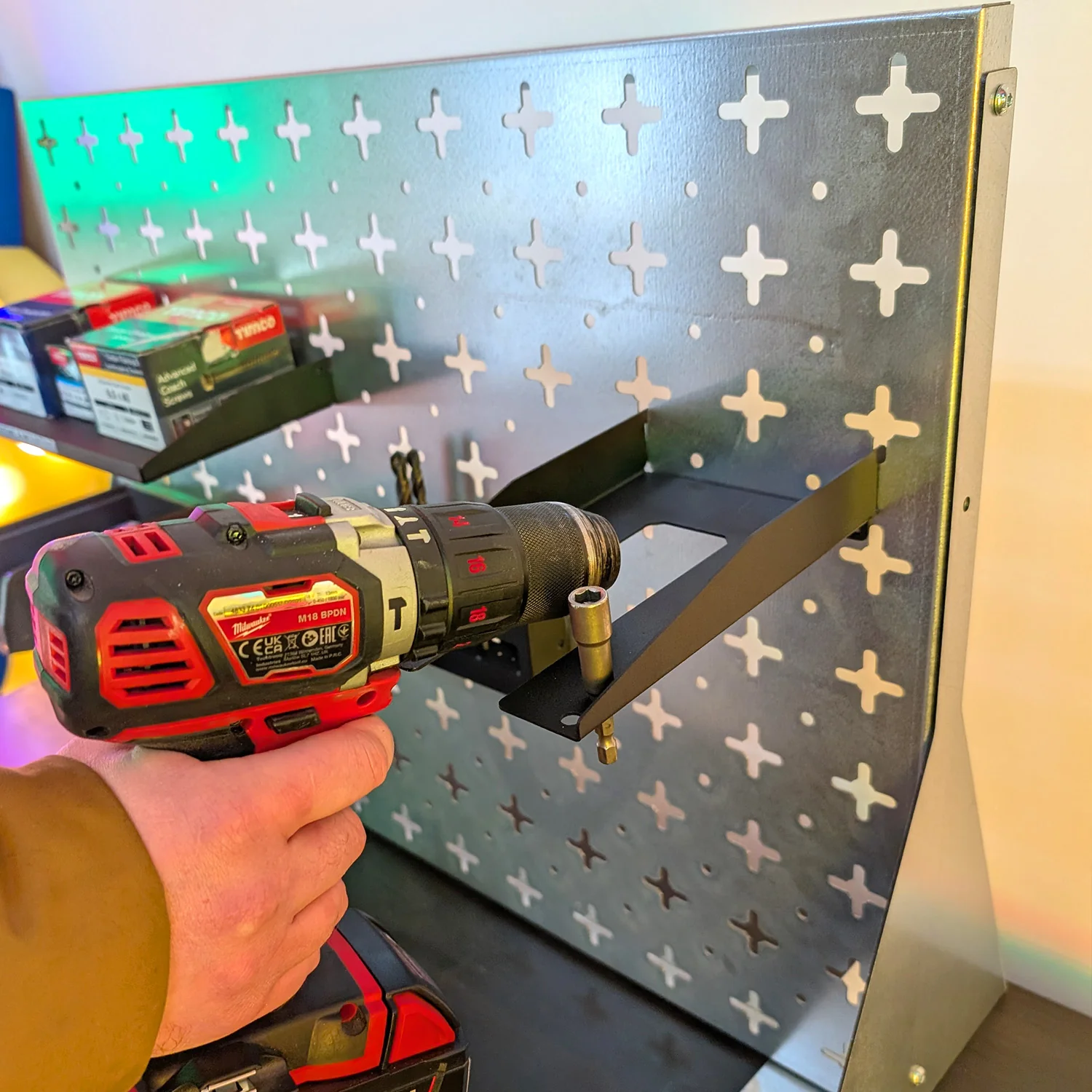 Nukeson Desktop Freestanding Tool Wall Panels - Customise Your Desk! - Image 15