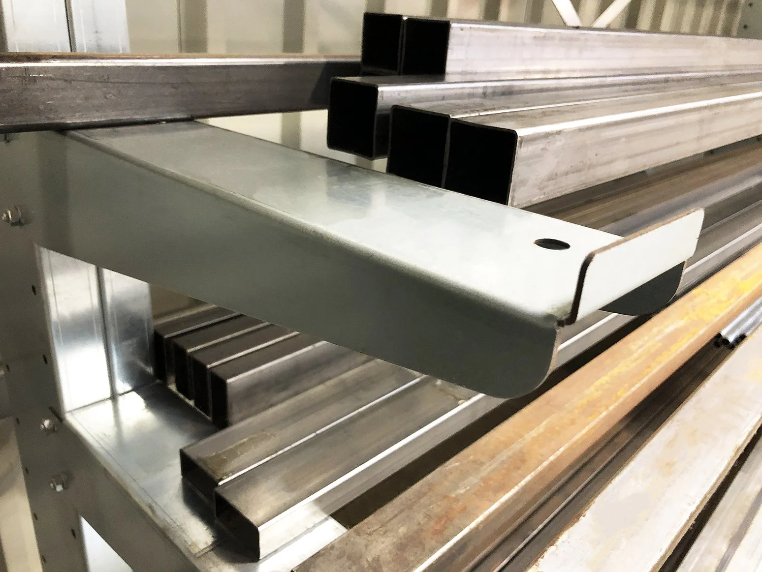 Nukeson Industrial Cantilever Racking, Shelving & Tube Storage (4 Sizes Available) - Image 6