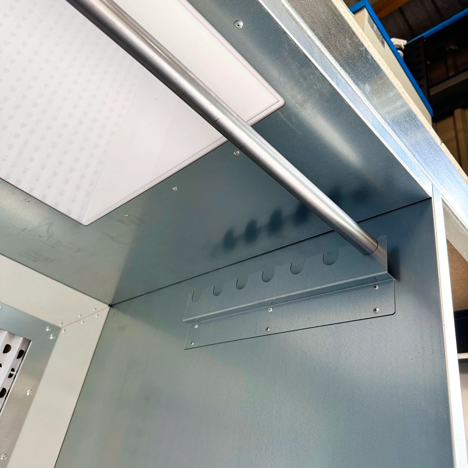 Nukeson Wet Spray Booth with Turntable - Image 14