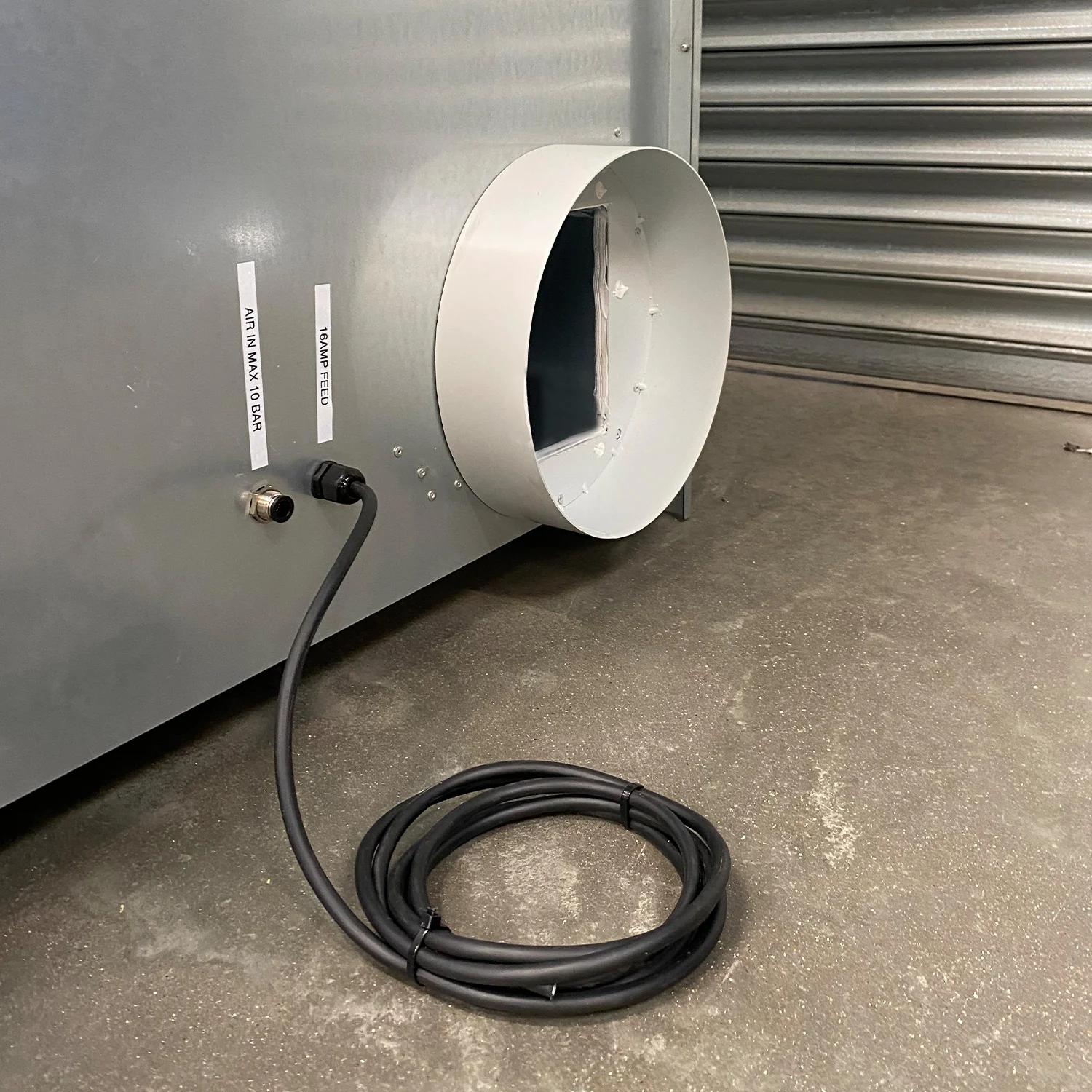 Nukeson Spray Booth with Turntable & Roof Opening for Crane Loading - Image 7