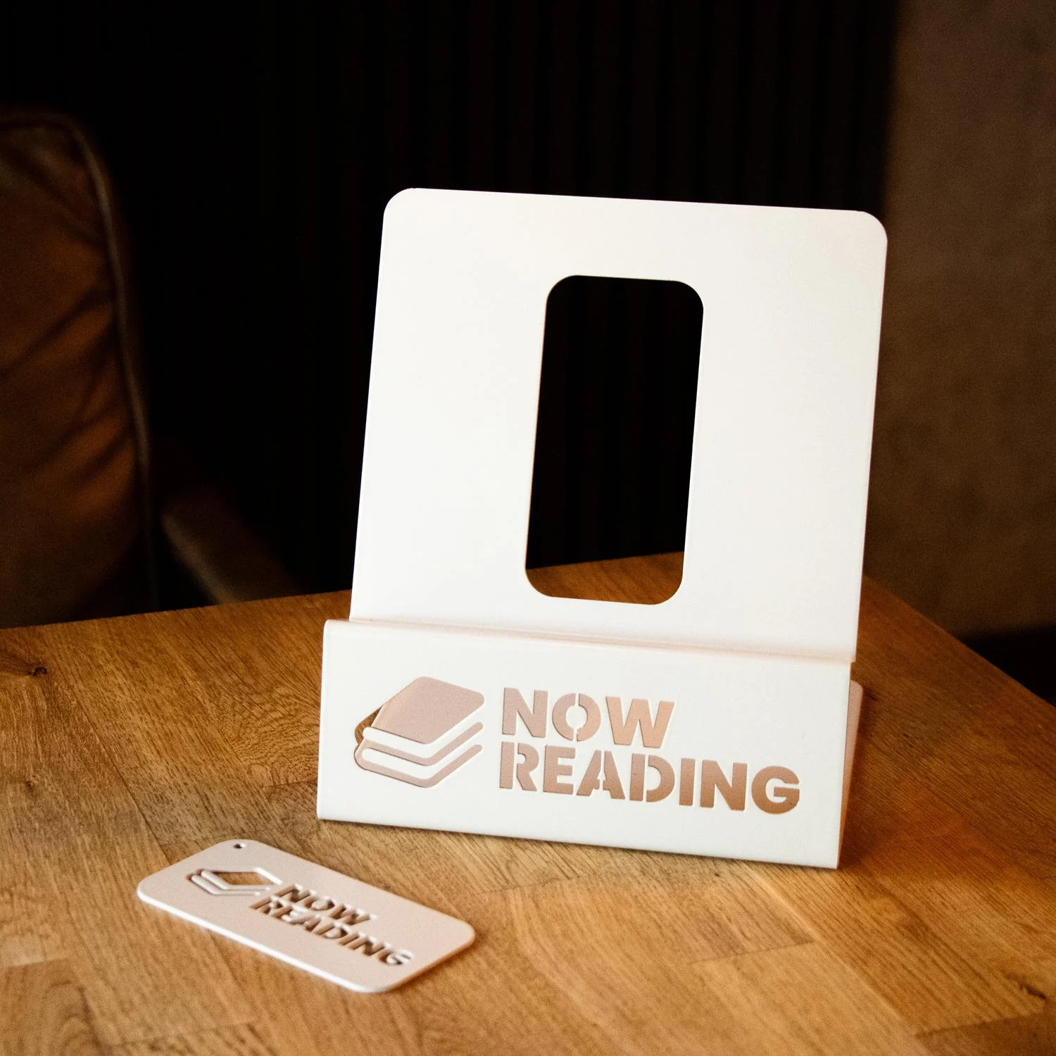 Okunaii™ Chapter "Now Reading" Book Display Stand + FREE Bookmark - Image 15