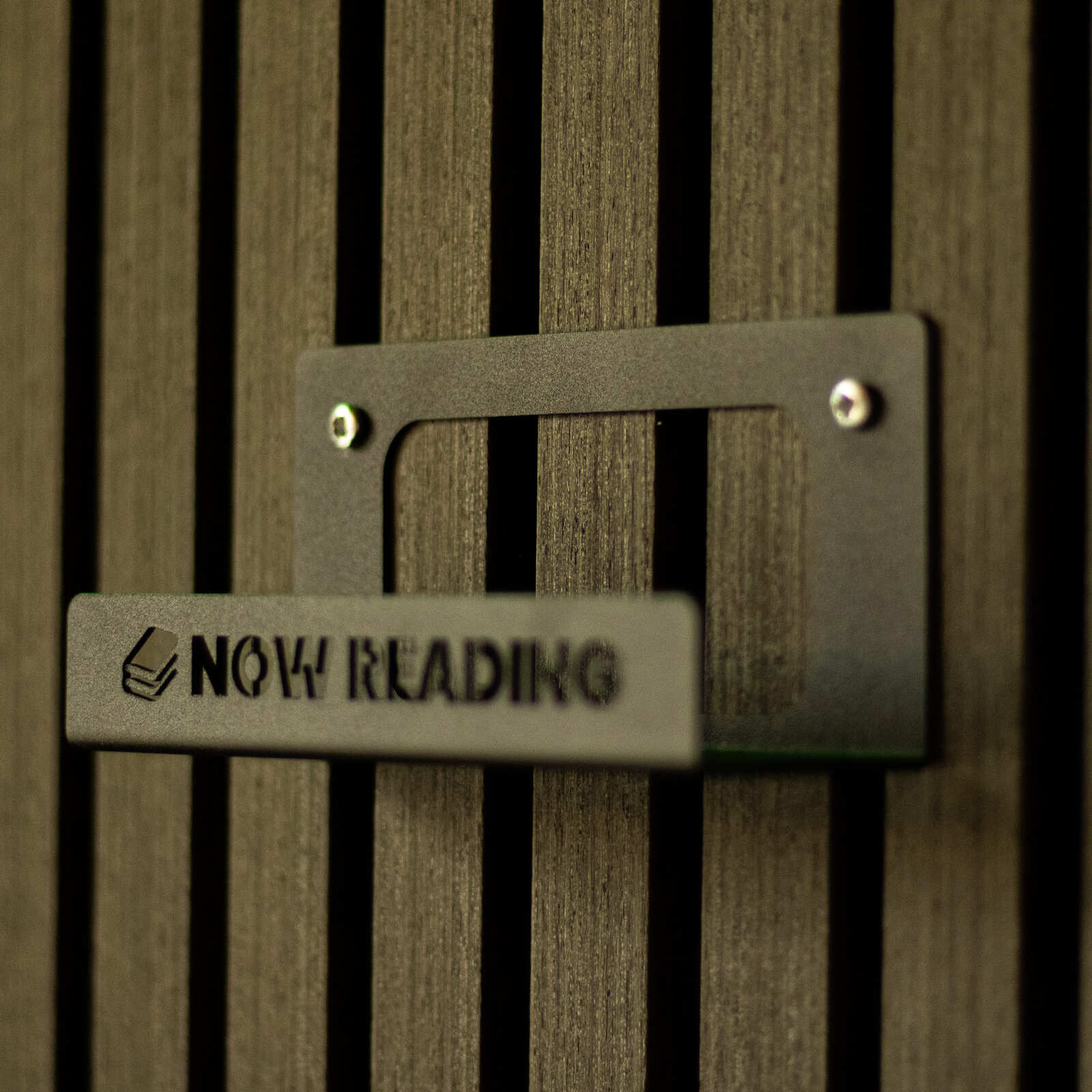 Okunaii™ Chapter "Now Reading" Wall Mount Book Display Shelf + FREE Bookmark - Image 22